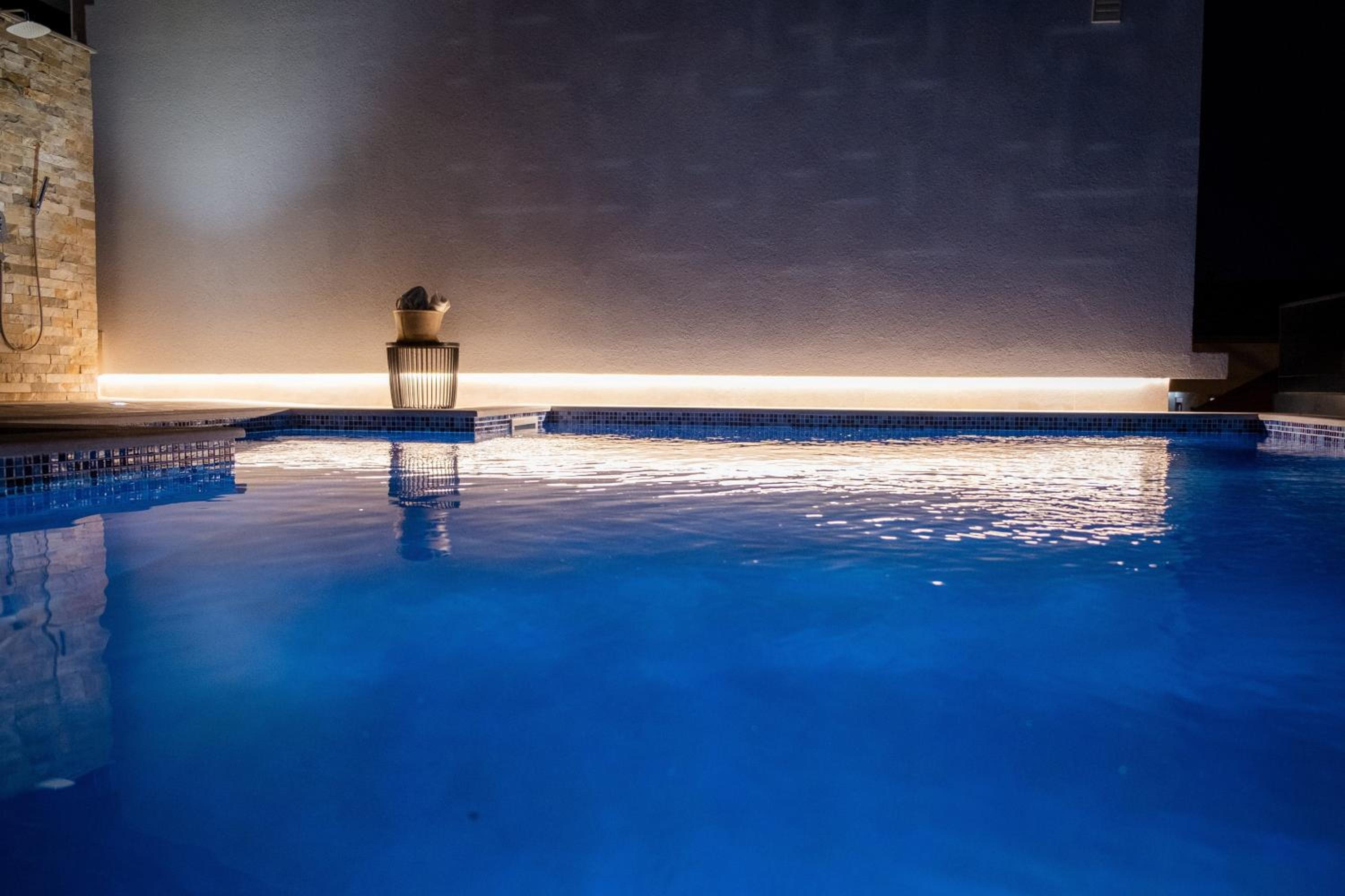 Villa View Mostar with Jacuzzi & Heated Pool