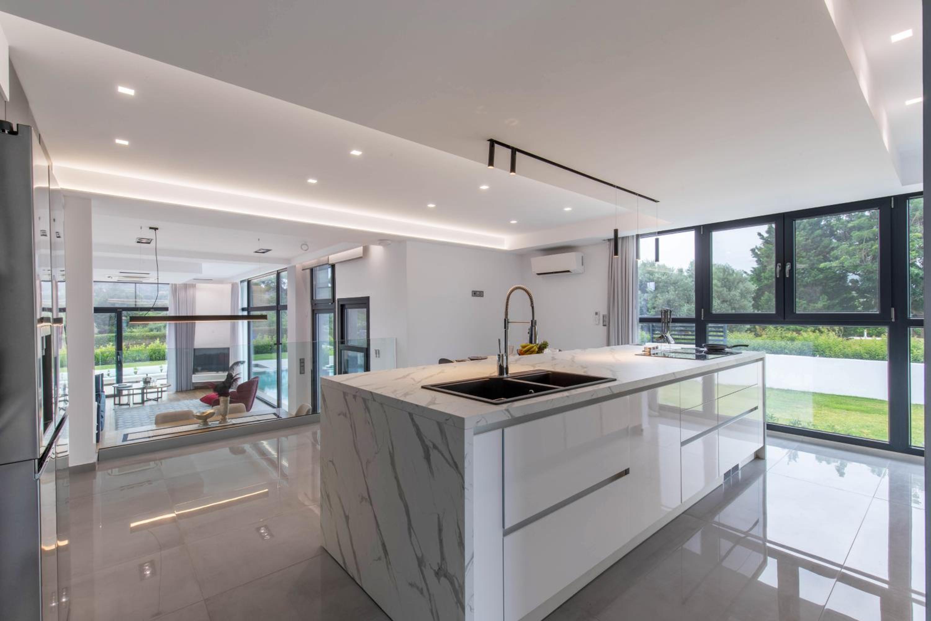Armonia Luxury Villa view 4