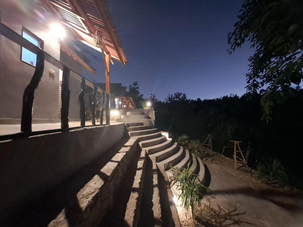 Vina Bungalow