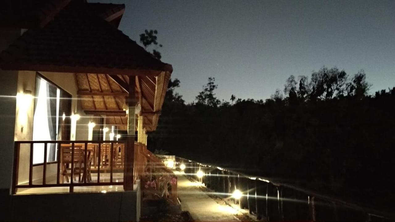 Vina Bungalow
