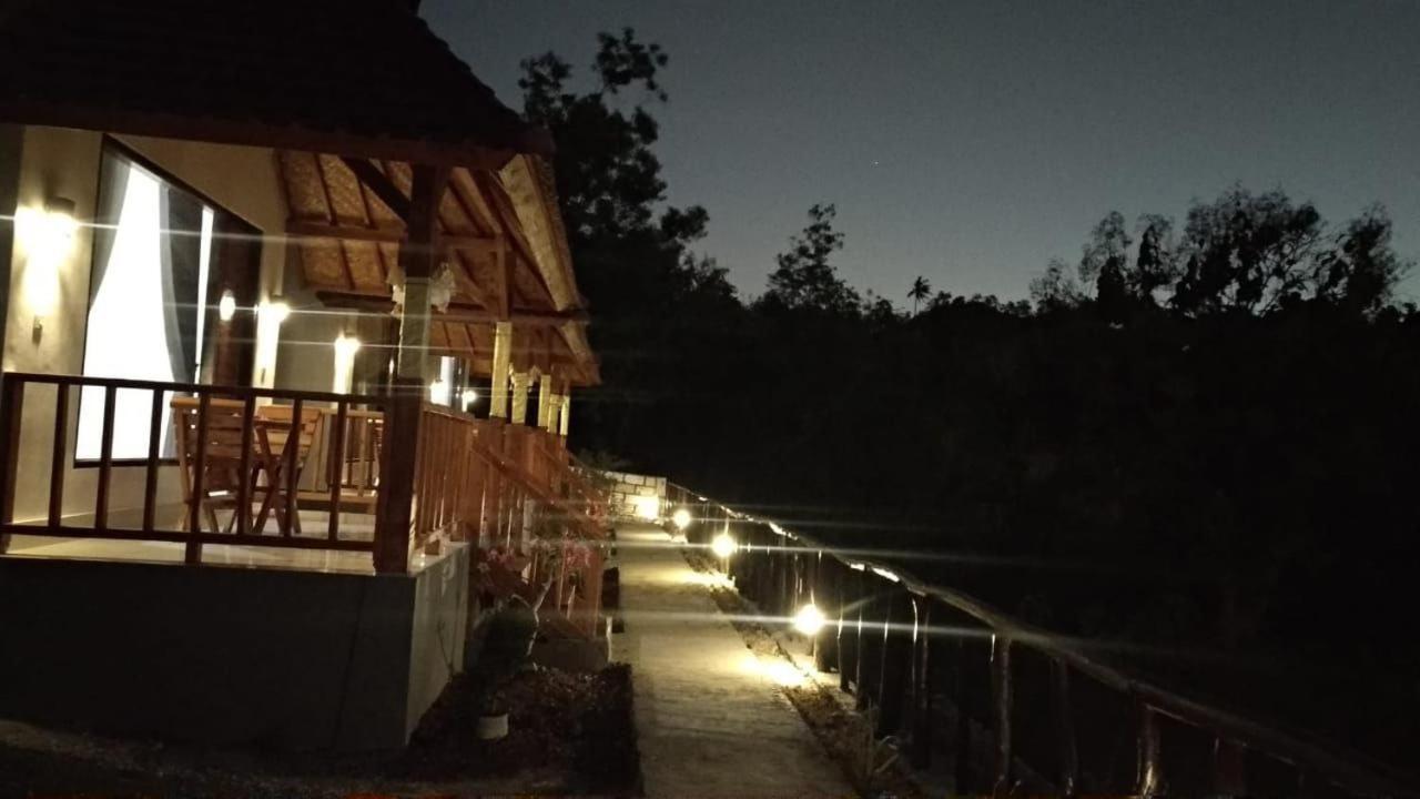 Vina Bungalow
