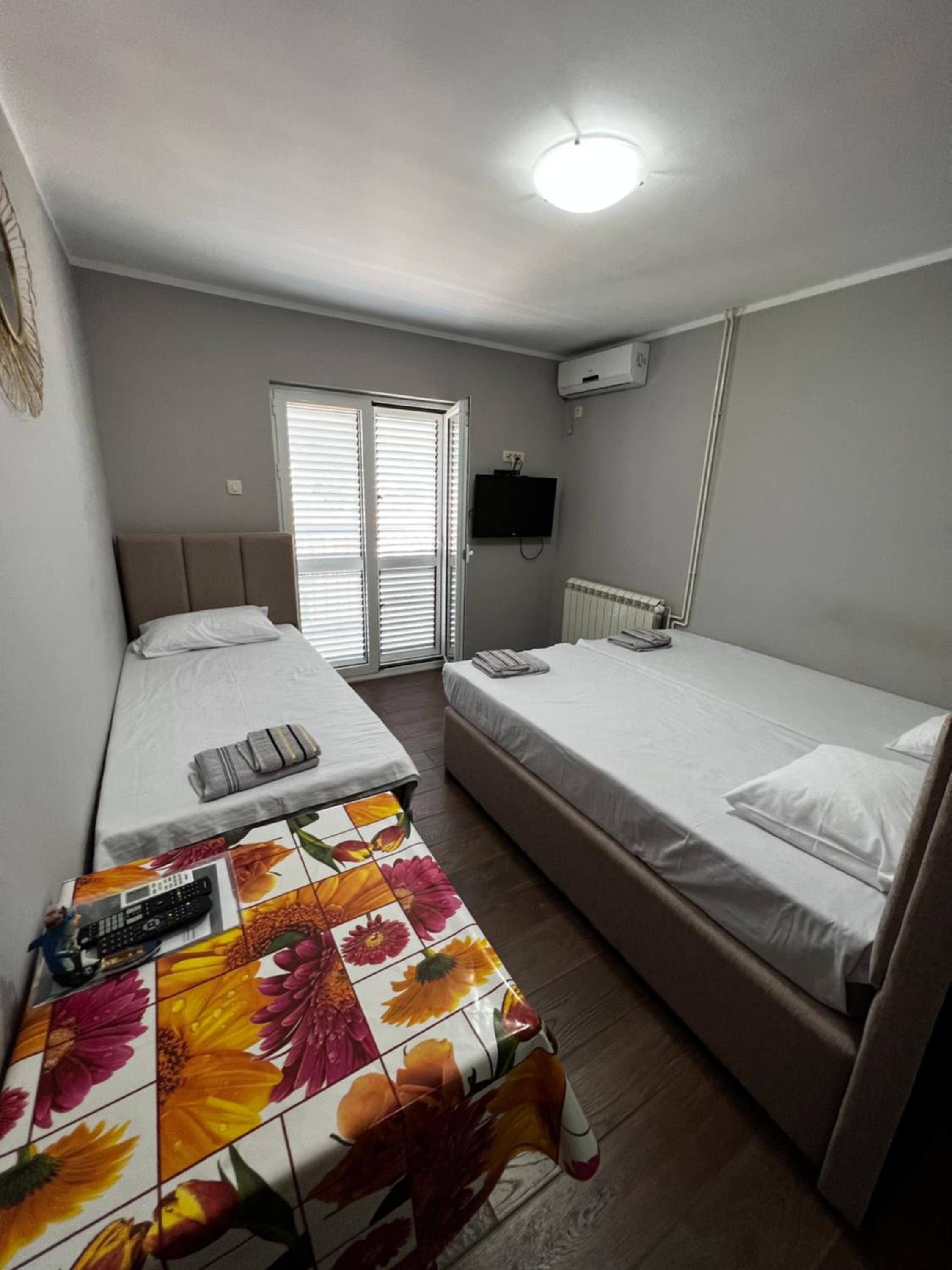 Guest House Mrvaljević view 3