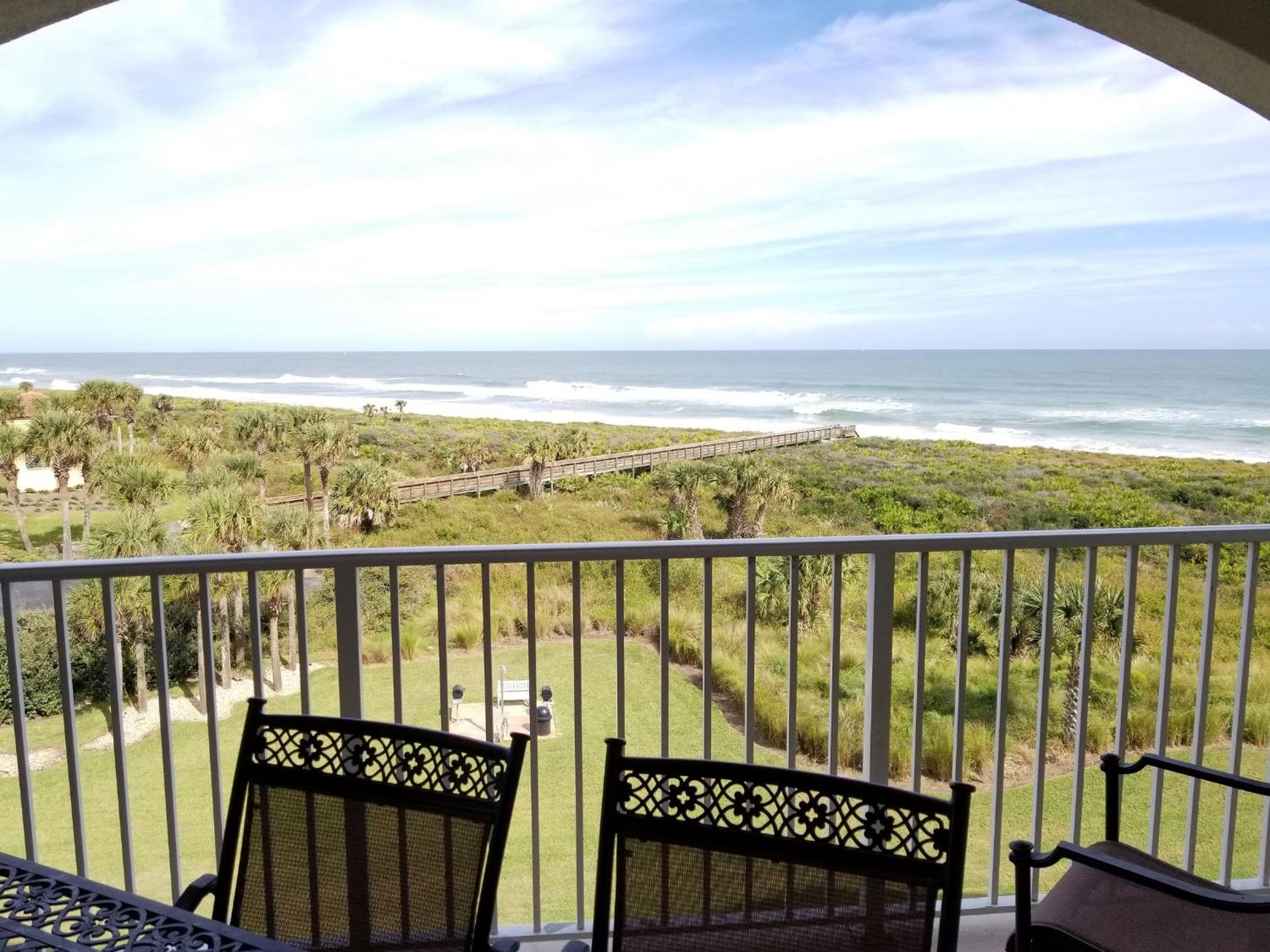 Surf Club I, 1405