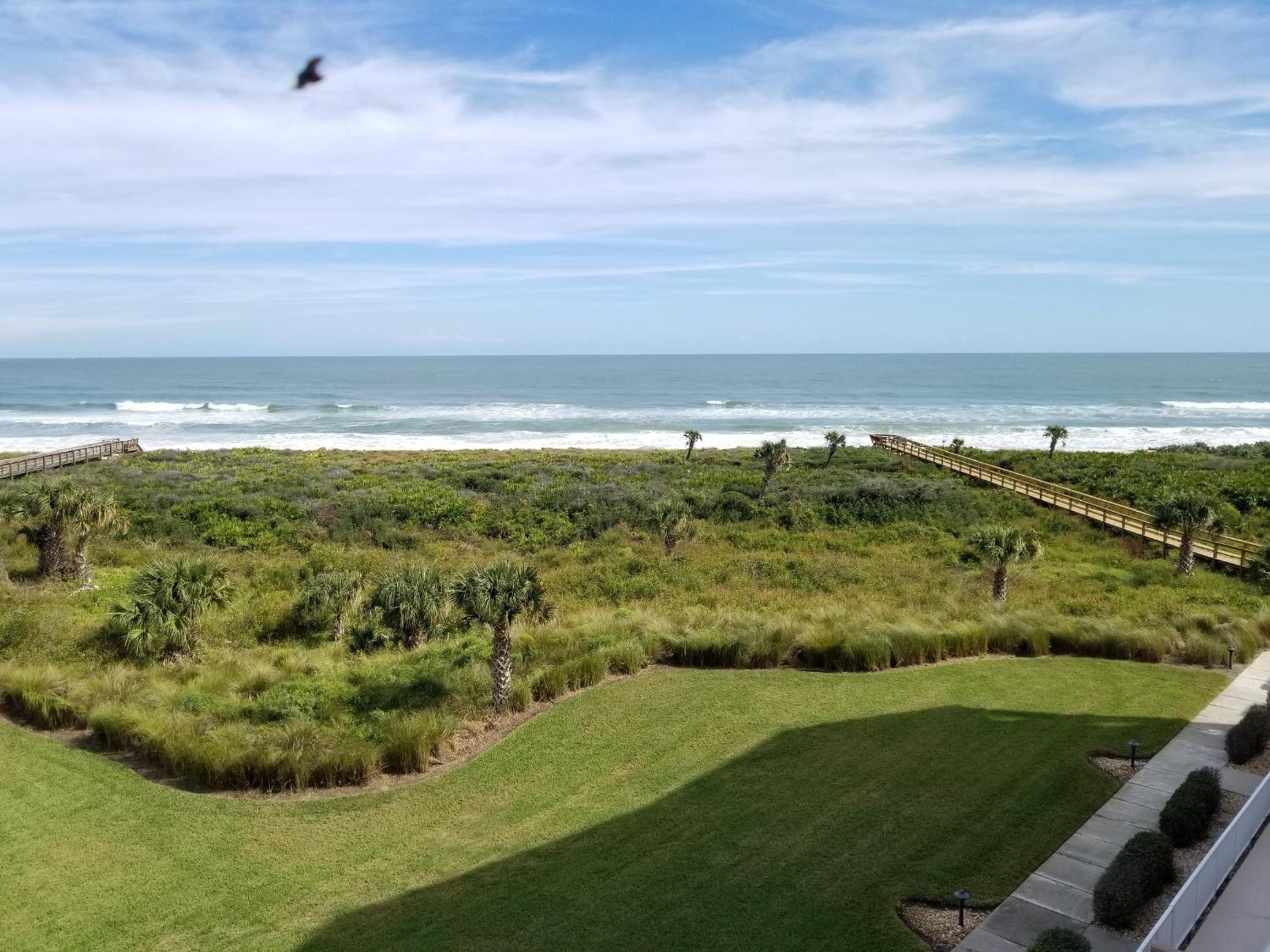 Surf Club I, 1405