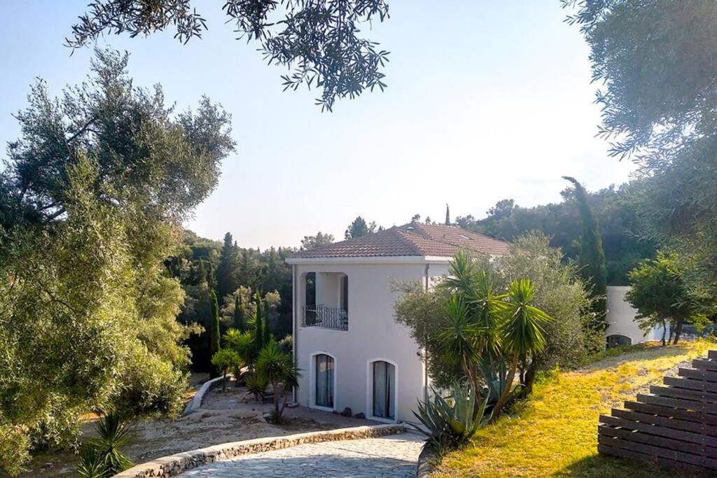 Secluded Villa Amadeus,hammam & tennis