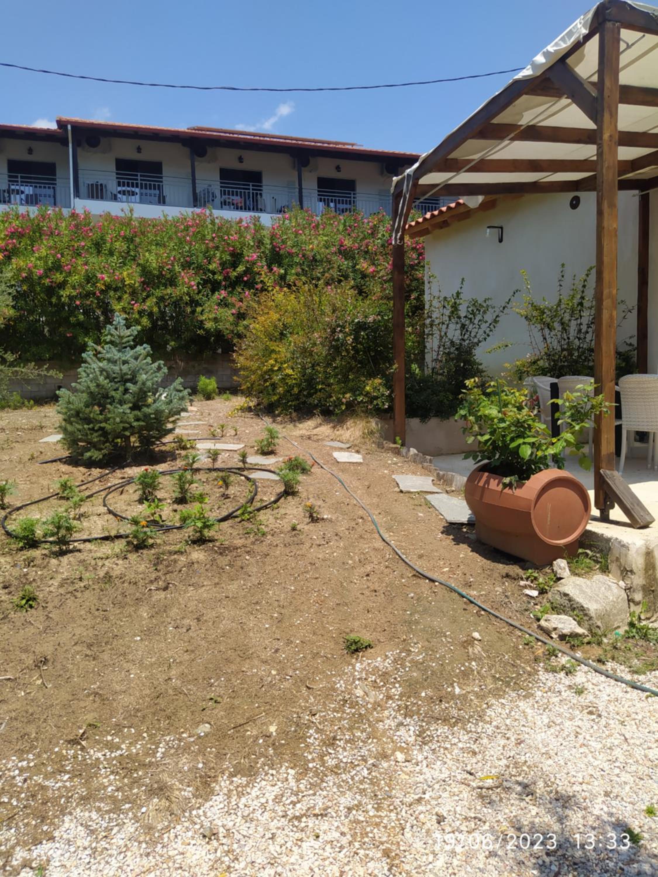 Photo 14