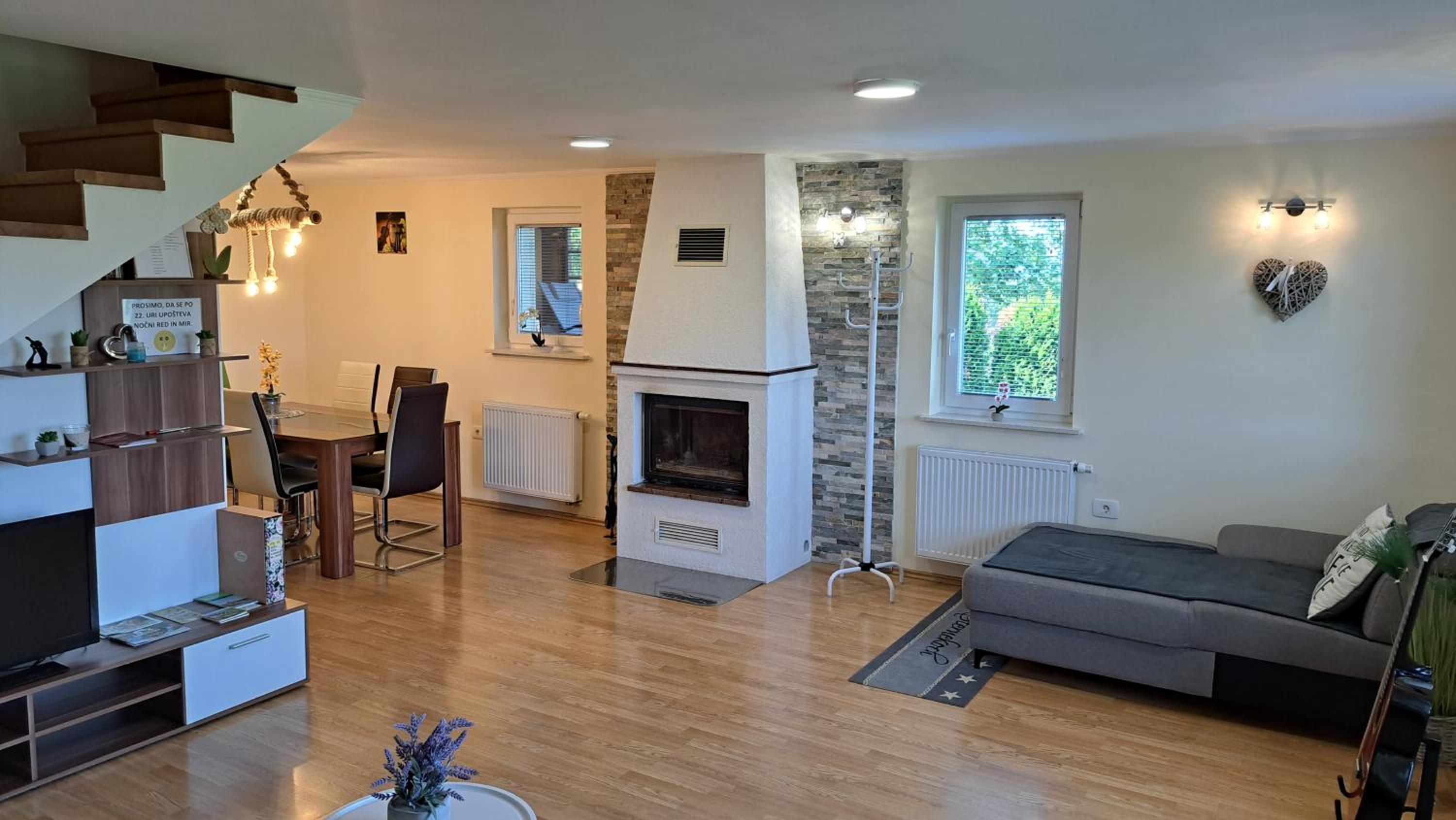 Vineyard cottage Na hribu view 4
