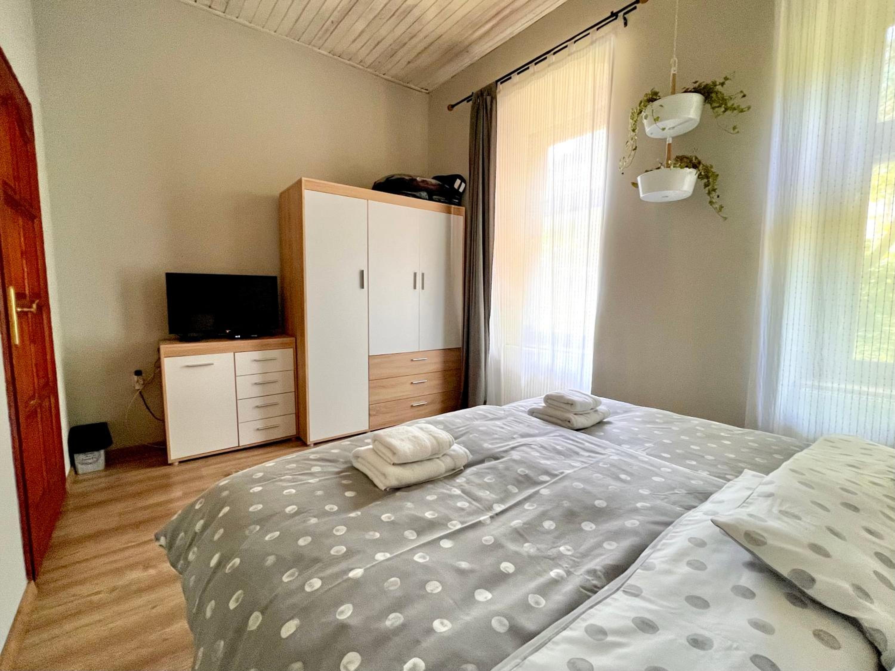 Kőház Apartman view 2