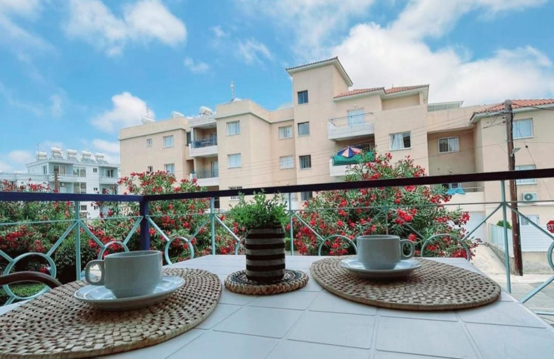 MyCyprusStay - Jo's Lovely 2 Bedroom Modern Apartment
