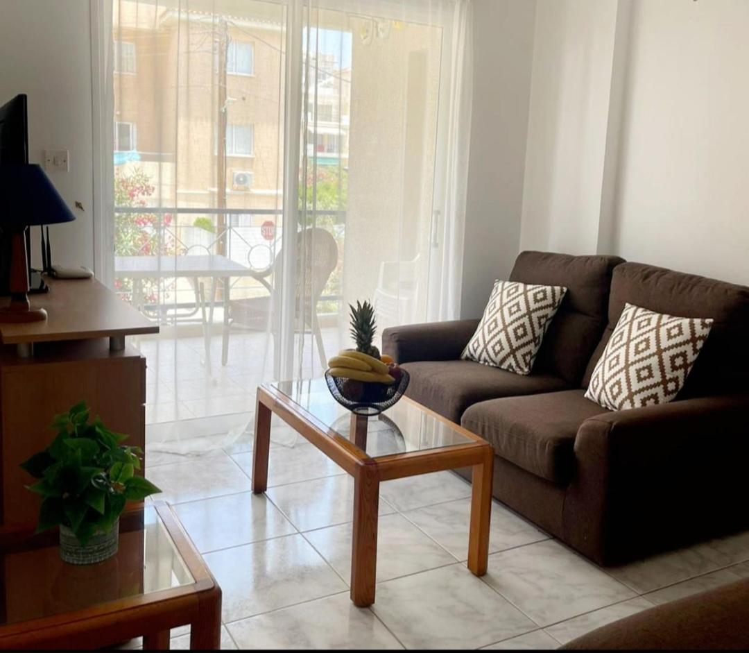 MyCyprusStay - Jo's Lovely 2 Bedroom Modern Apartment