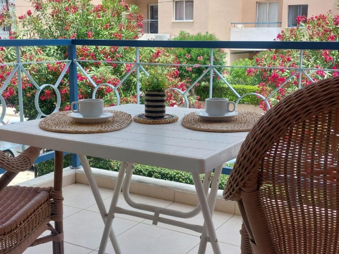 MyCyprusStay - Jo's Lovely 2 Bedroom Modern Apartment
