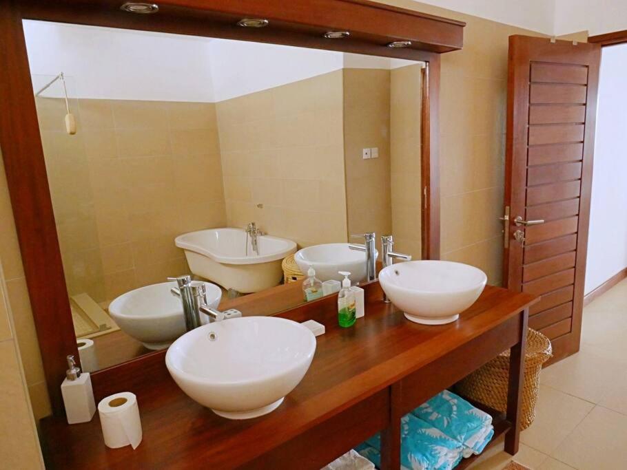 Suite apartment, pool, beach access nearby C224 view 5