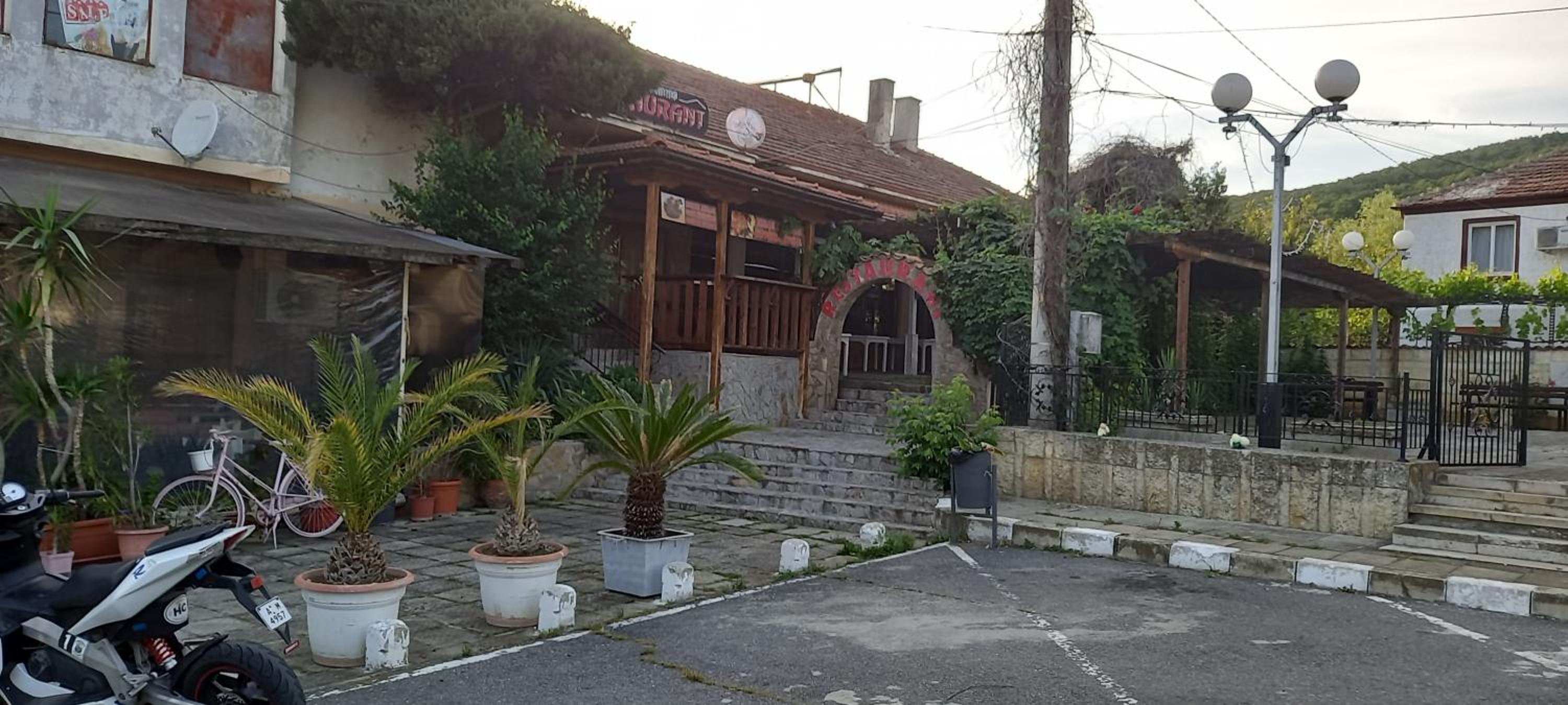 Photo 19