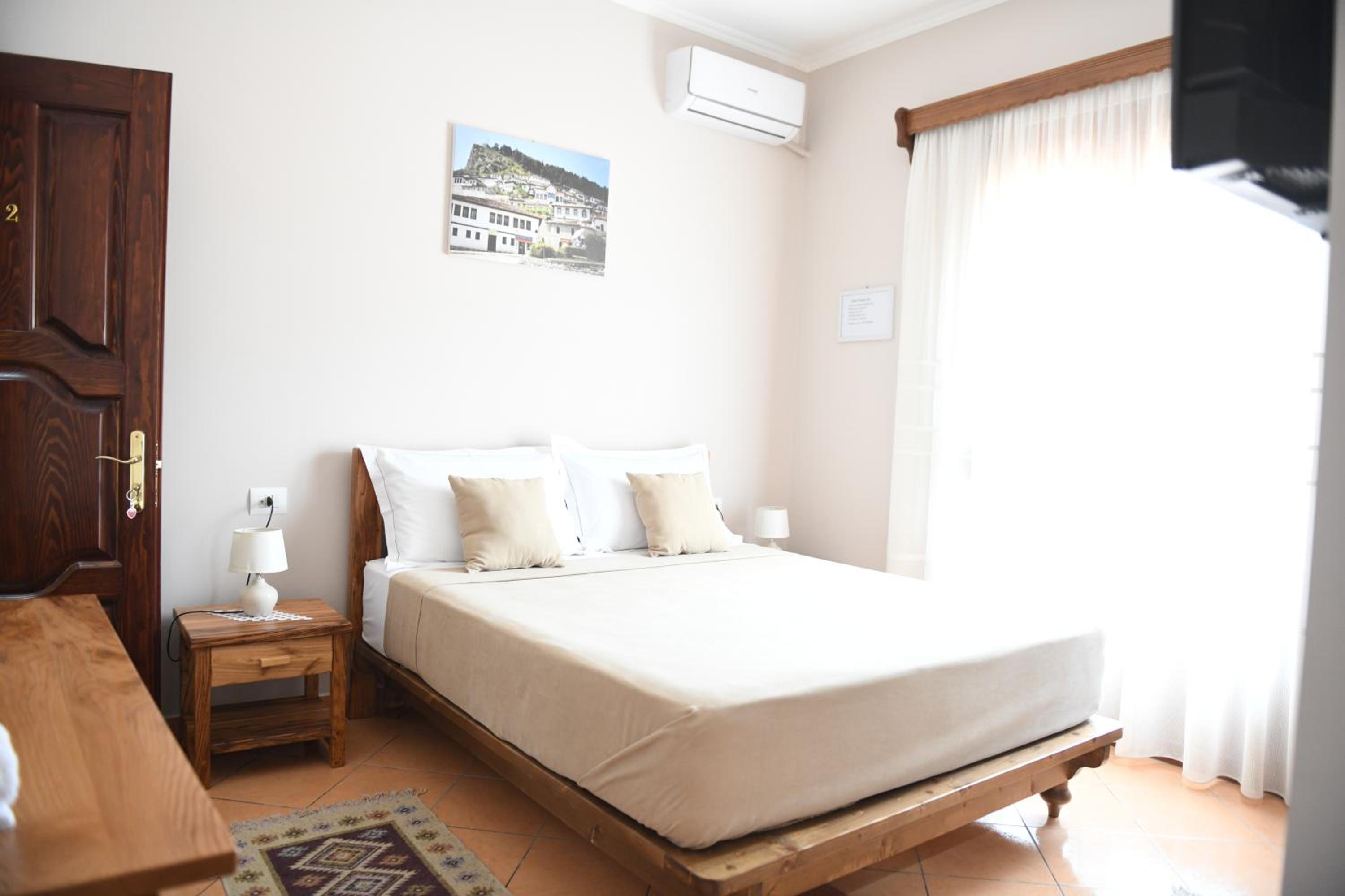 Guesthouse Leo