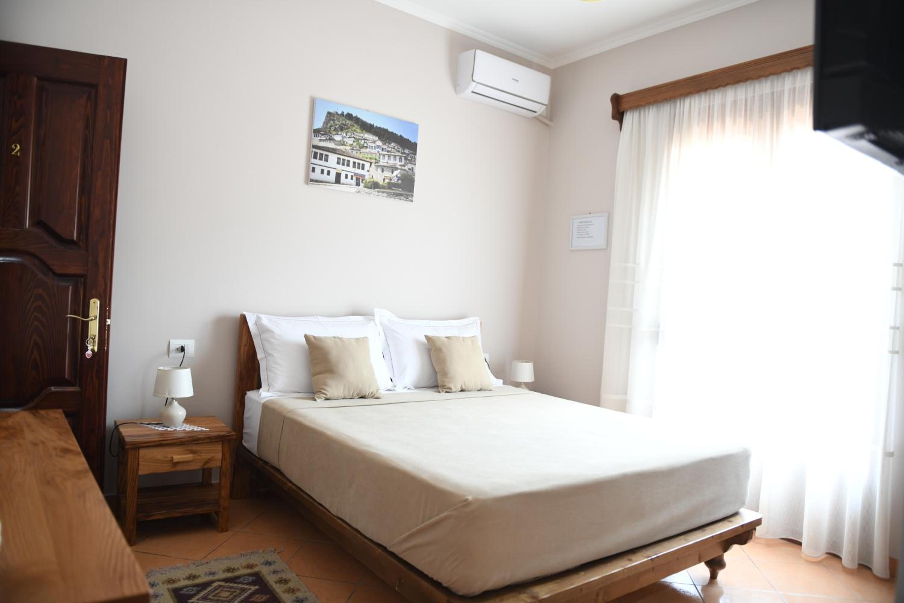 Guesthouse Leo