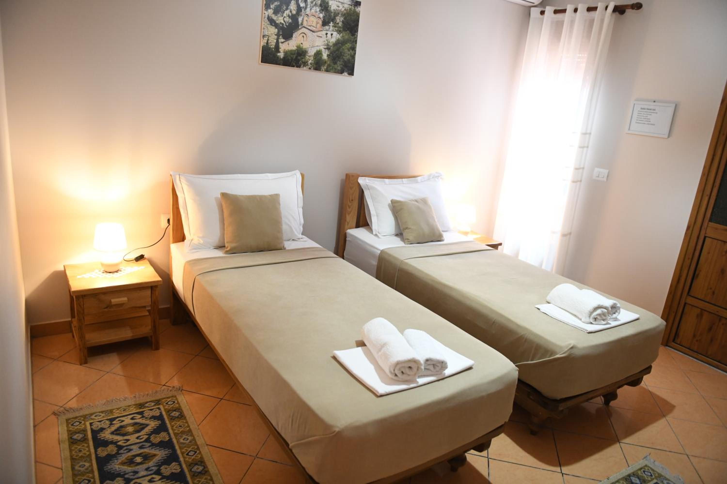 Guesthouse Leo