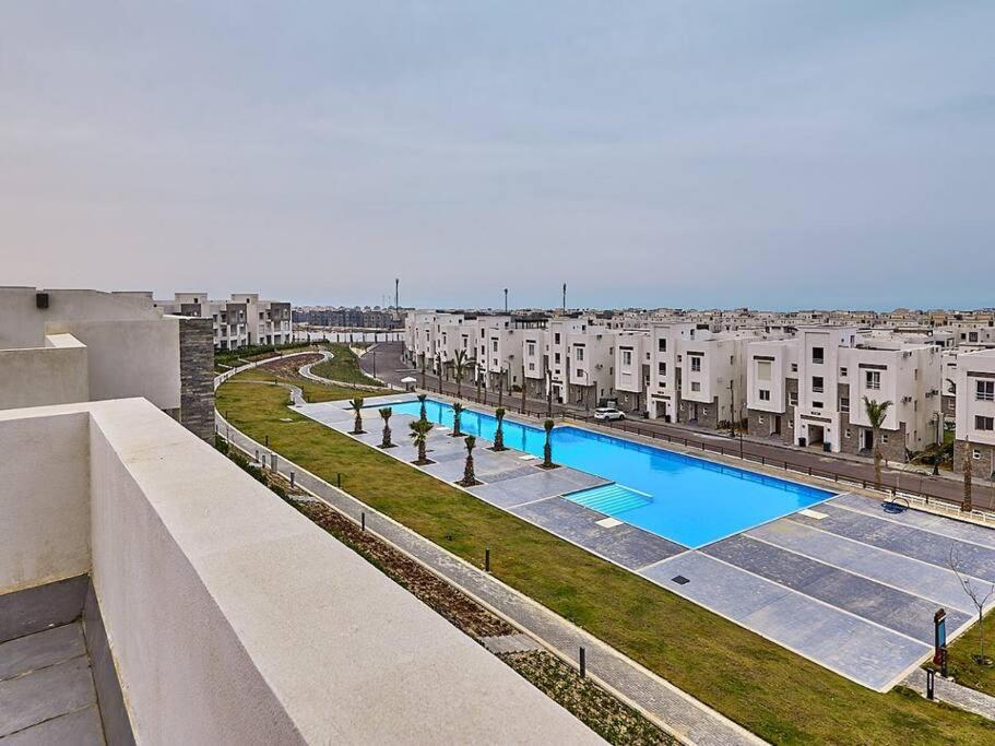 Amwaj North Coast Stylish Holiday Chalet with Roof
