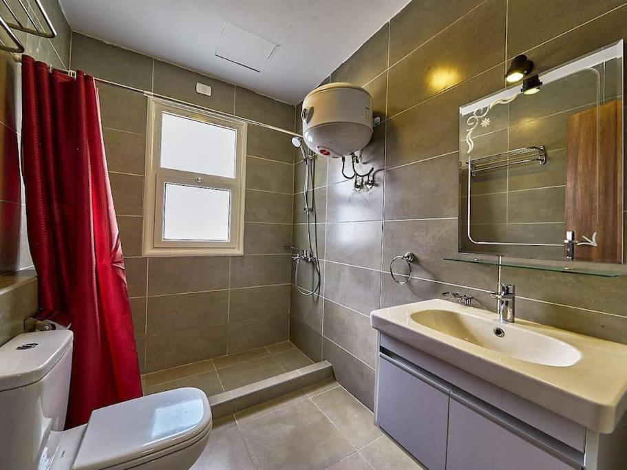 Amwaj North Coast Stylish Holiday Chalet with Roof