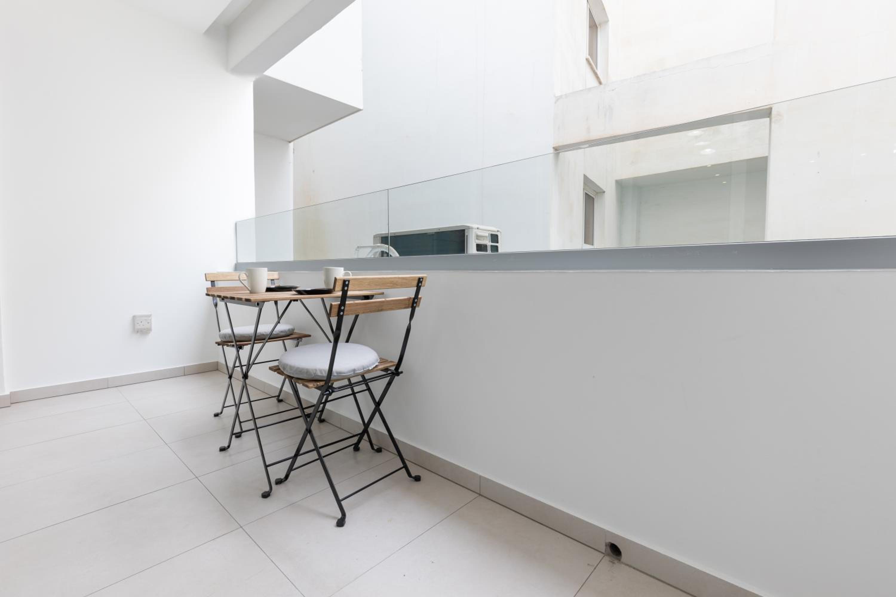 ZeN 1 Apartment in Larnaca