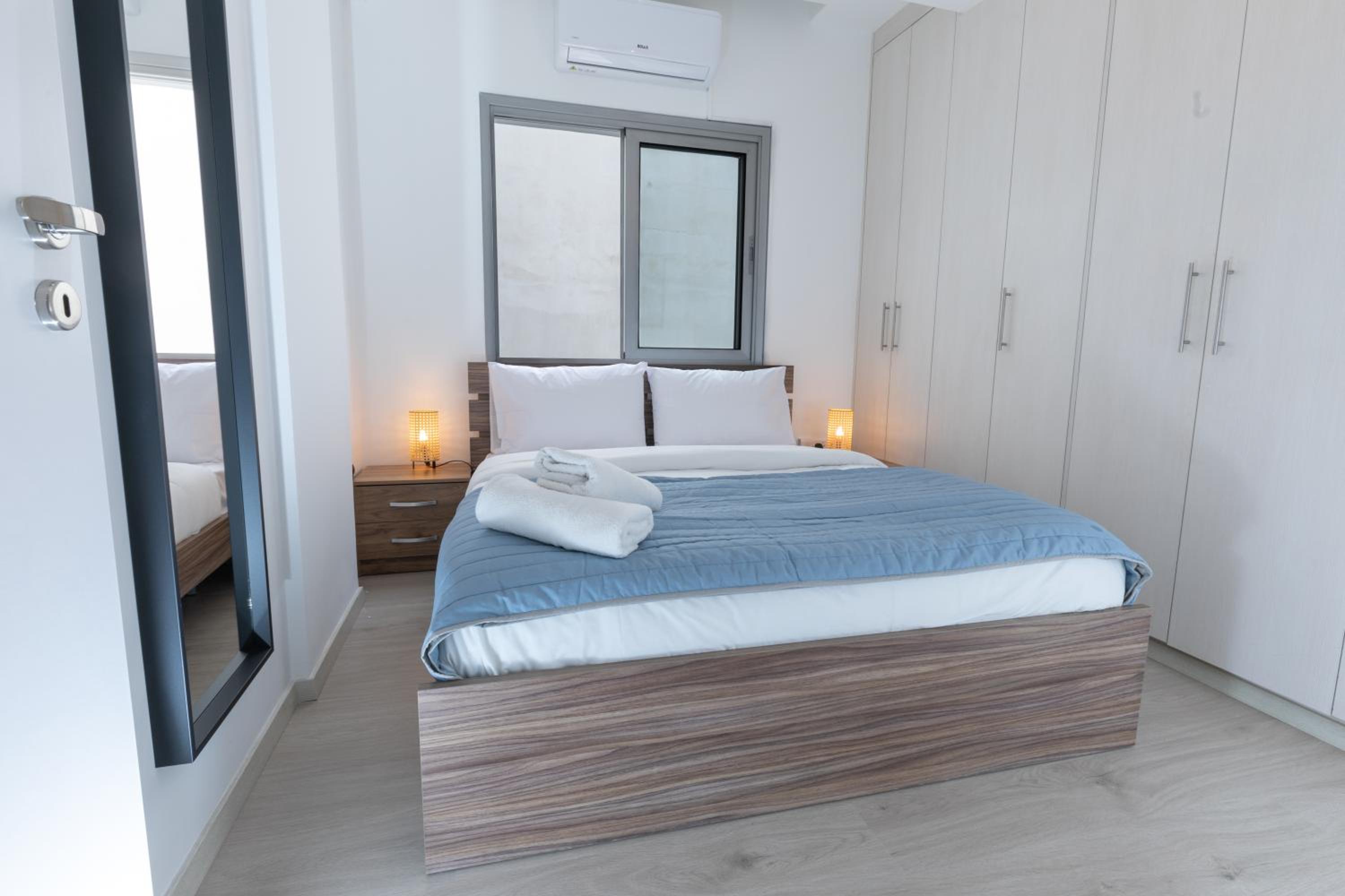 ZeN 1 Apartment in Larnaca