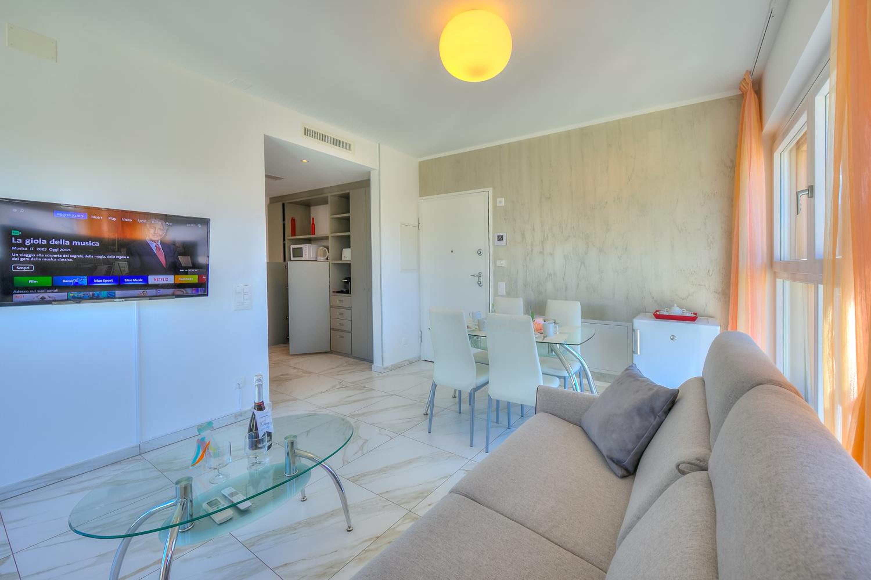 Attico Al Parco with airconditioning - Happy Rentals