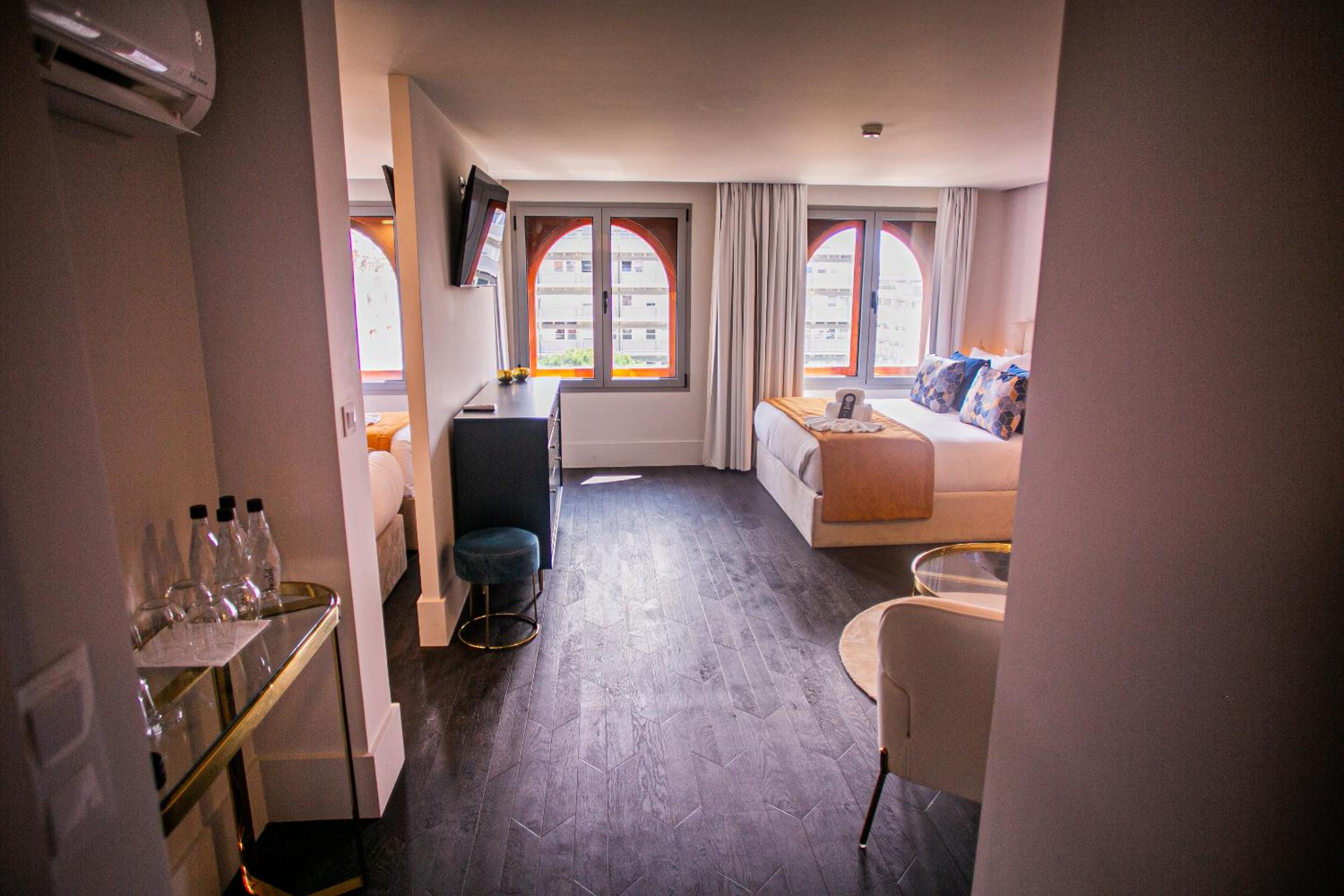hotel room