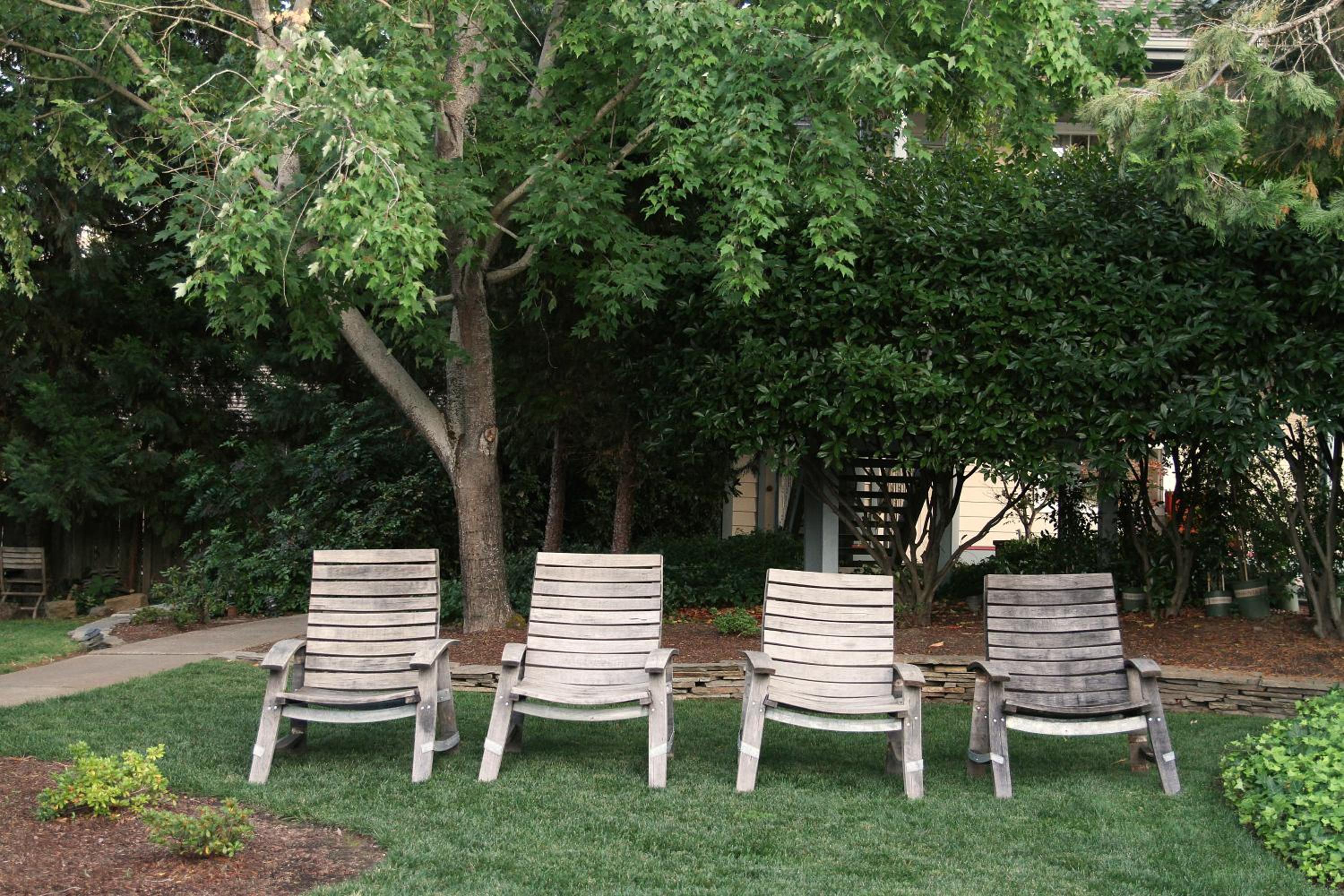 Jacksonville Vacations - Wine Country Inn - Property Image 6