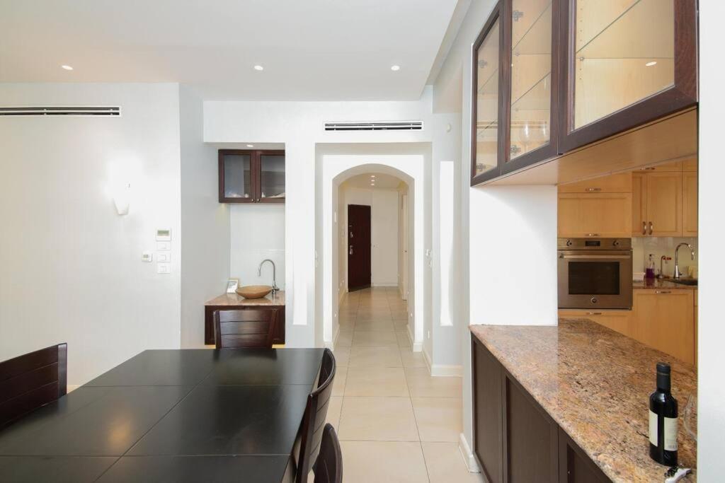 Bright, Spacious, & Homey Central Rechavia Residence view 2