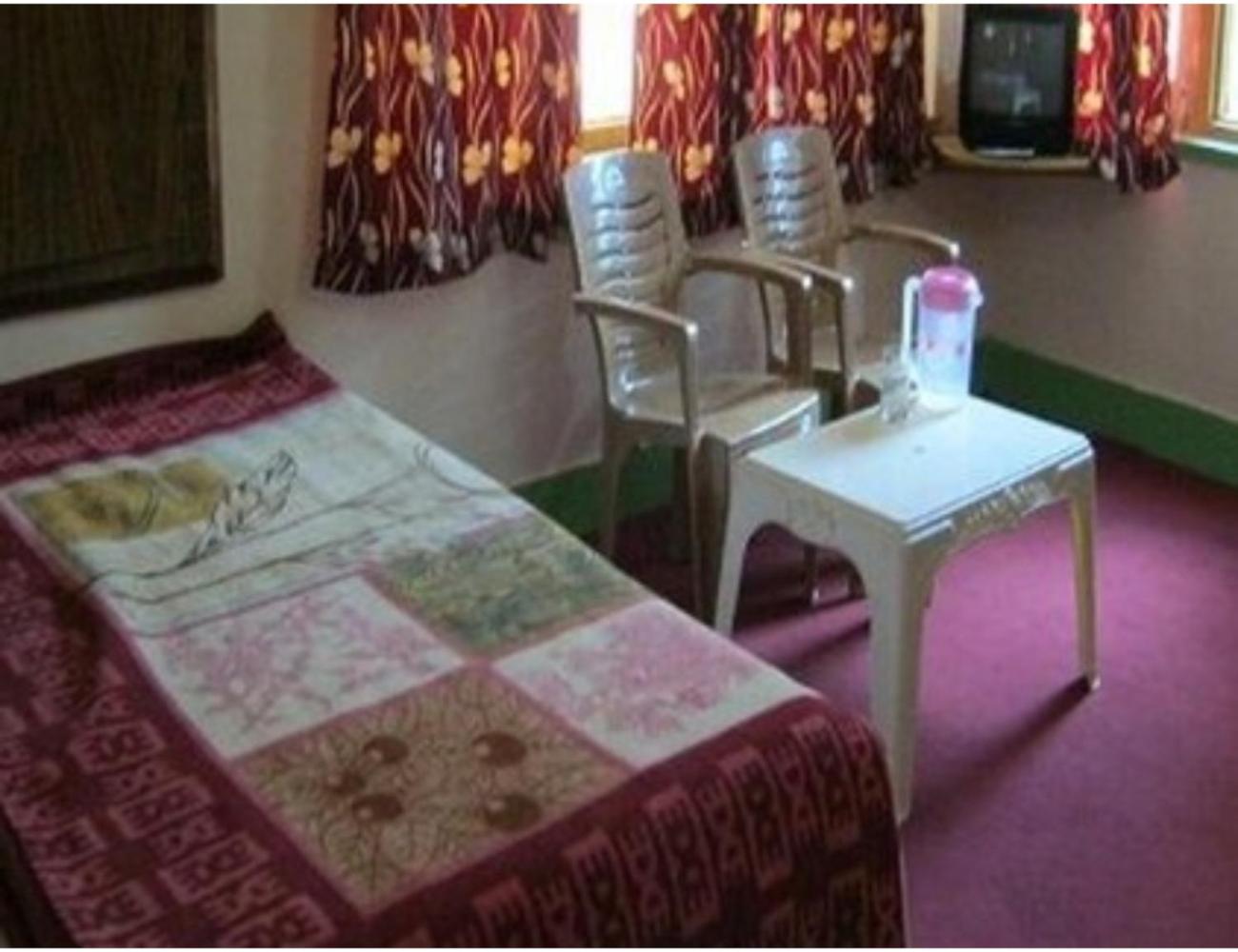 Fiza Guest House, Pahalgam
