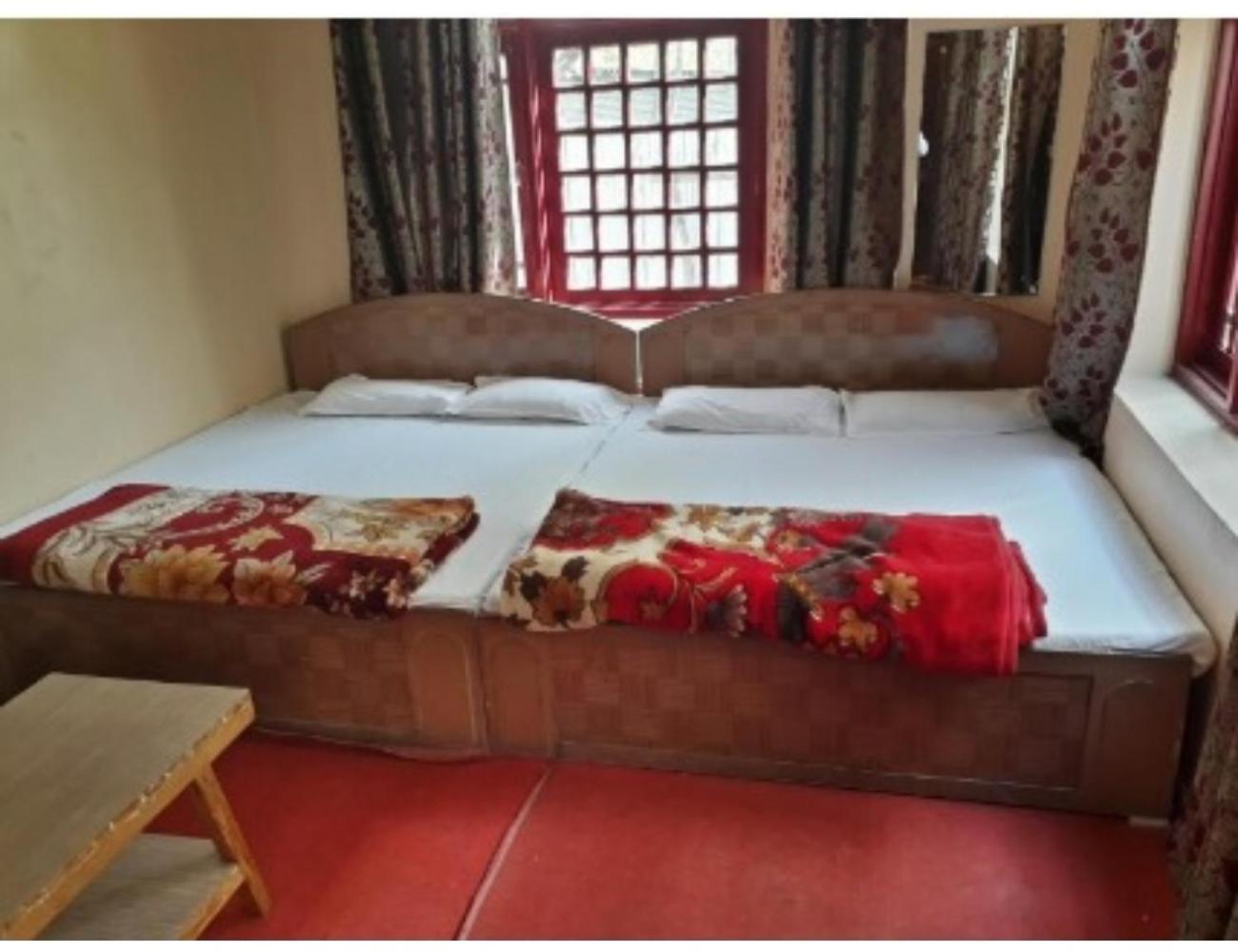 Fiza Guest House, Pahalgam