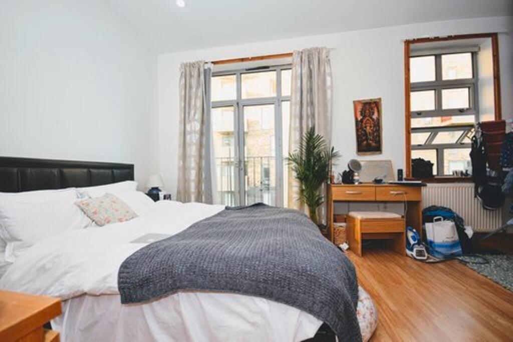 lovely 4 Bedroom flat in London