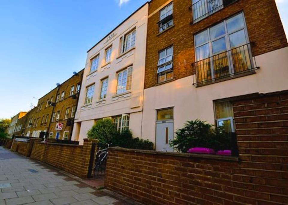lovely 4 Bedroom flat in London