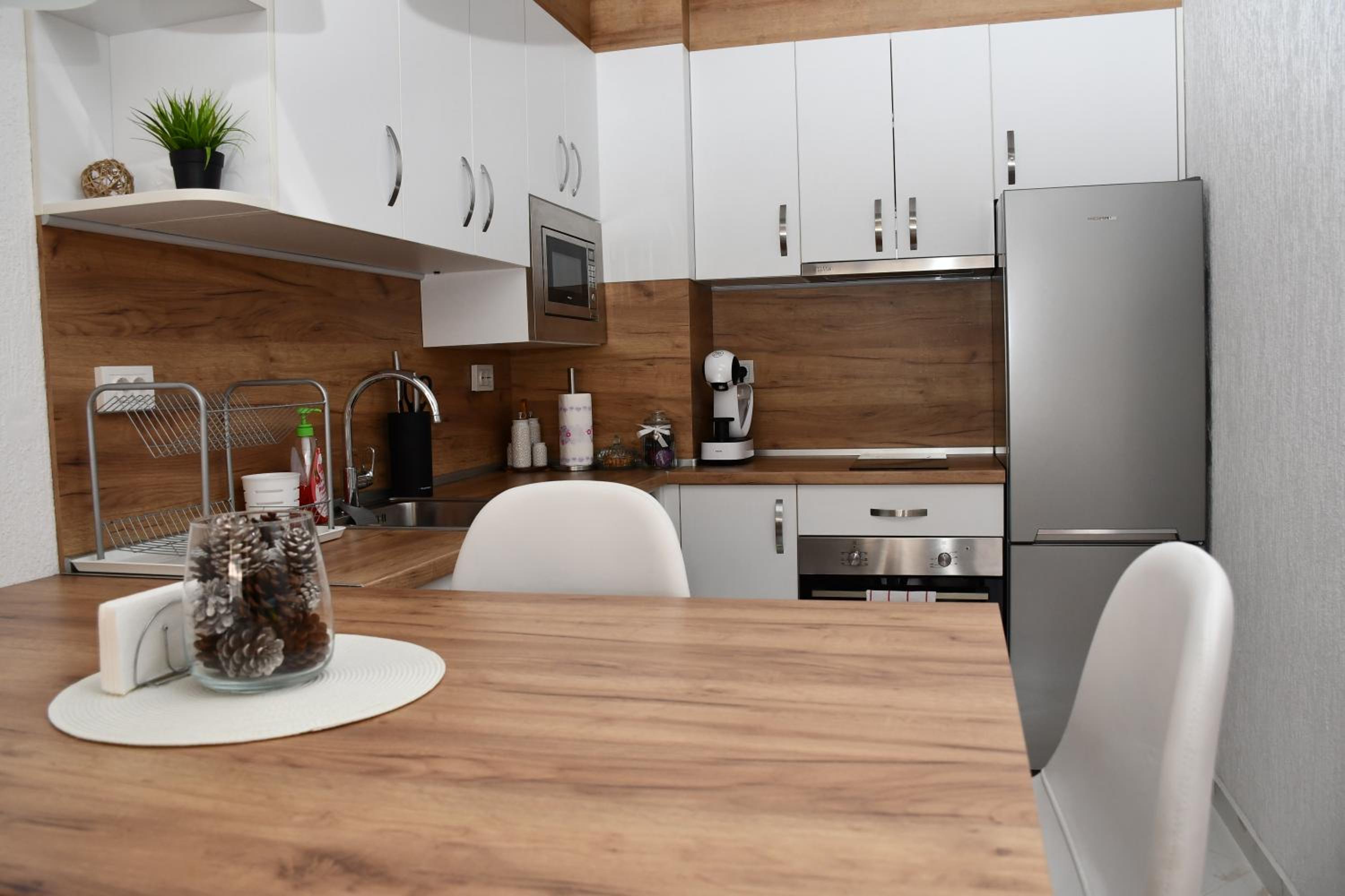 Comfort 37 - Luxury ski apartment near the gondola view 3