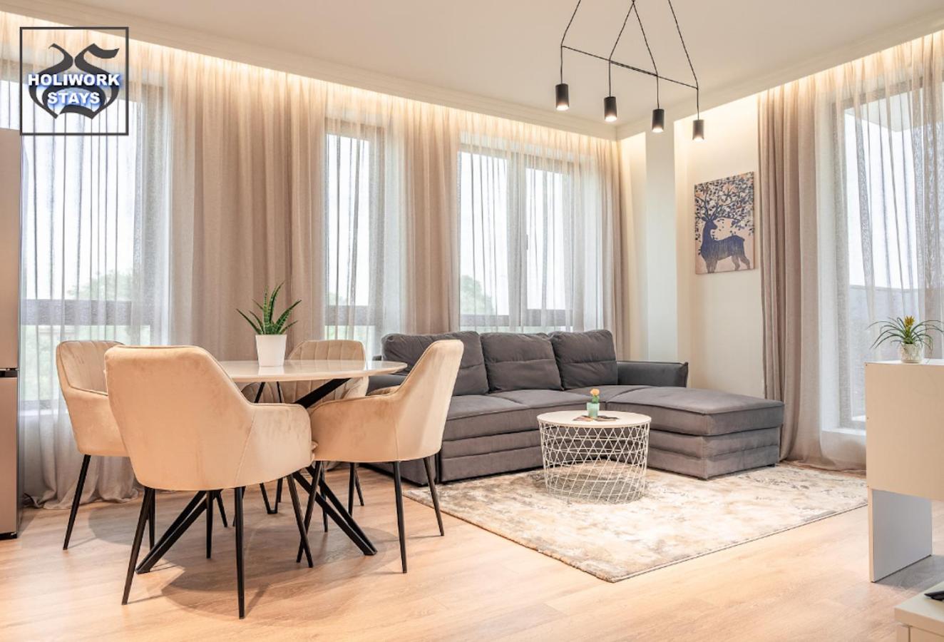 Urban Exec Suite with Free Gym Pass, Full Office Setup and Designated Parking Space