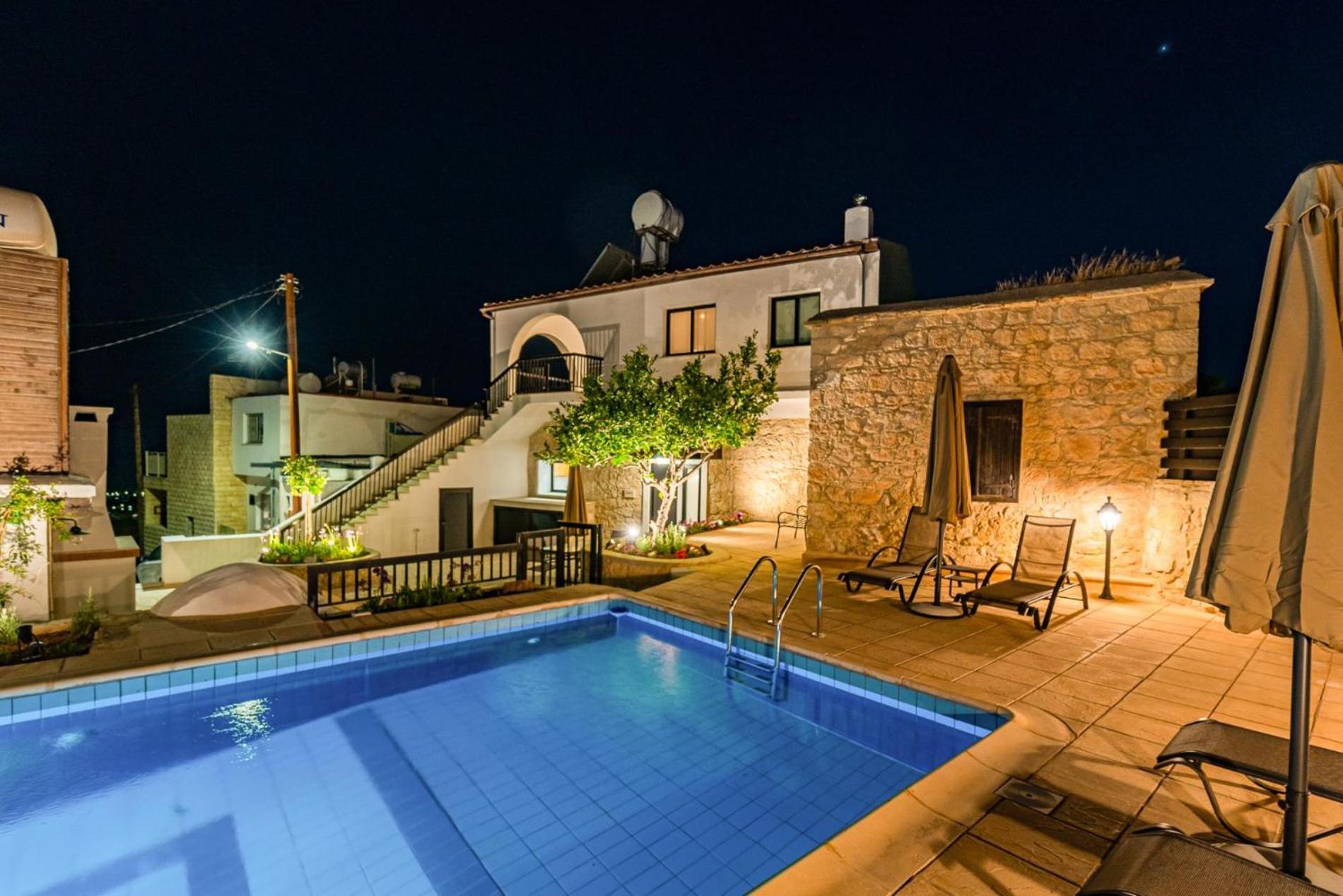 KAMARA Boutique Guest Houses by Ezoria Villas