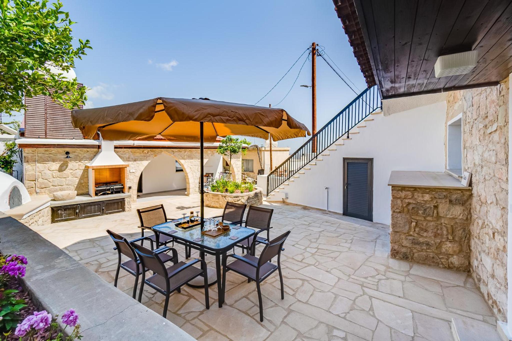 KAMARA Boutique Guest Houses by Ezoria Villas