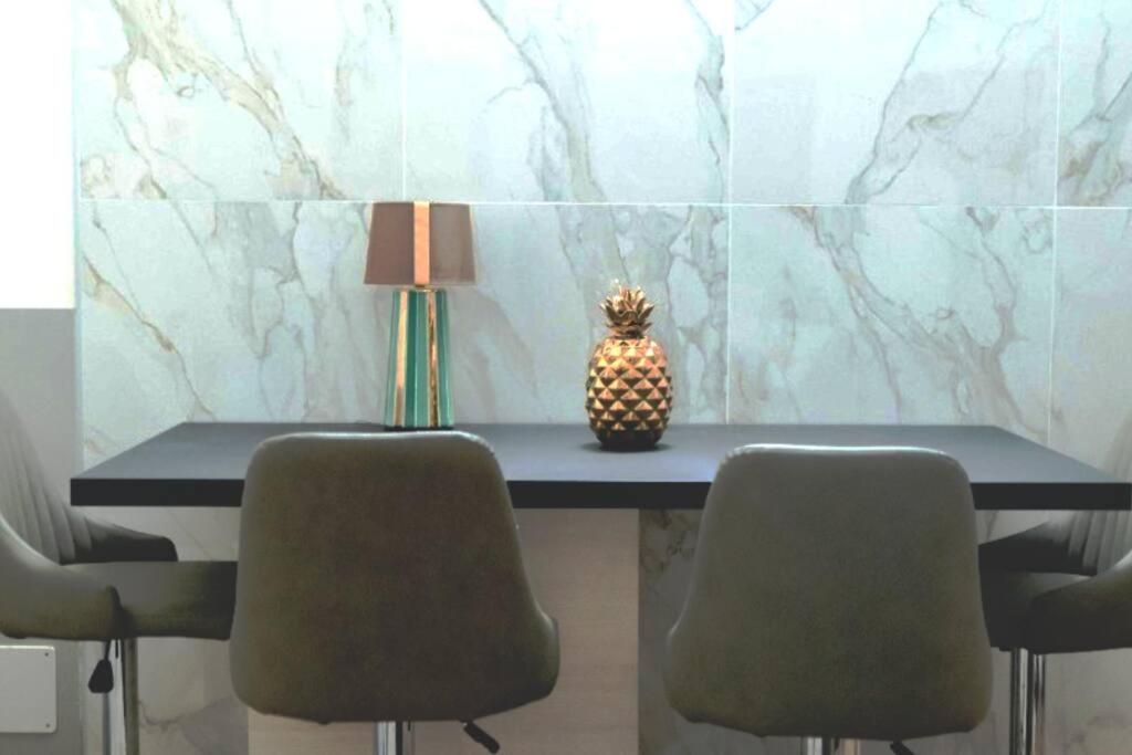 Hotel Centro storico, centralissimo LUXURY SMERALDO SUITE doccia idromassaggio ,paniere gratuito con piccola colazione - Image 1