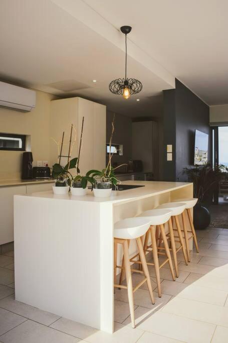 Sea View & Garden - Luxury Townhouse - Private Estate view 5