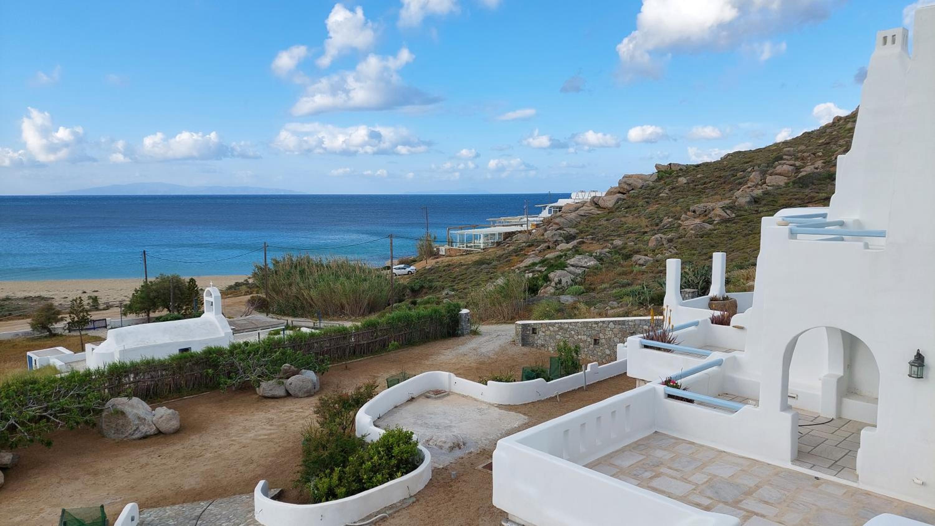 Sea U Soon Seafront Suites