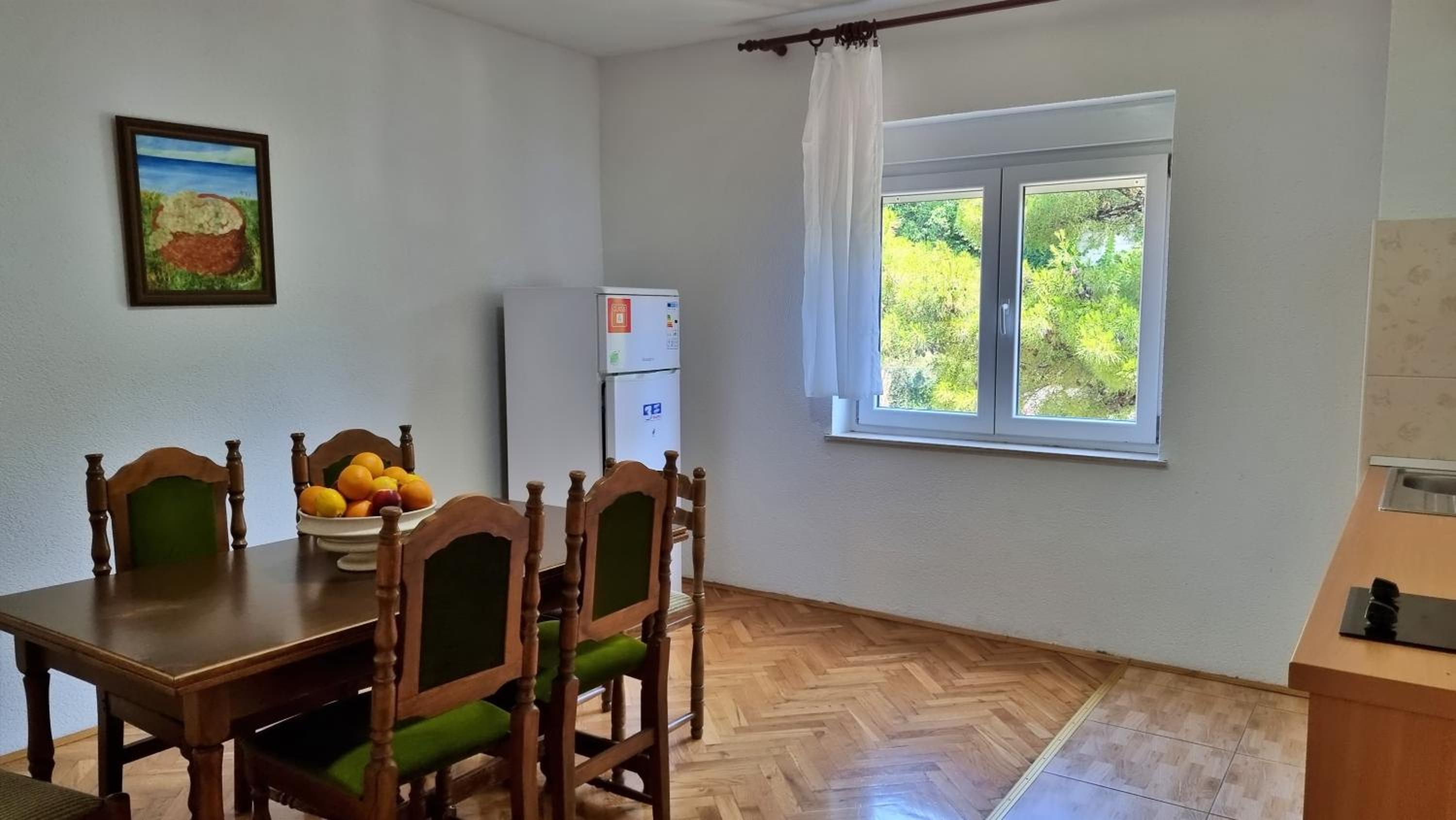Apartments Iko Nemira