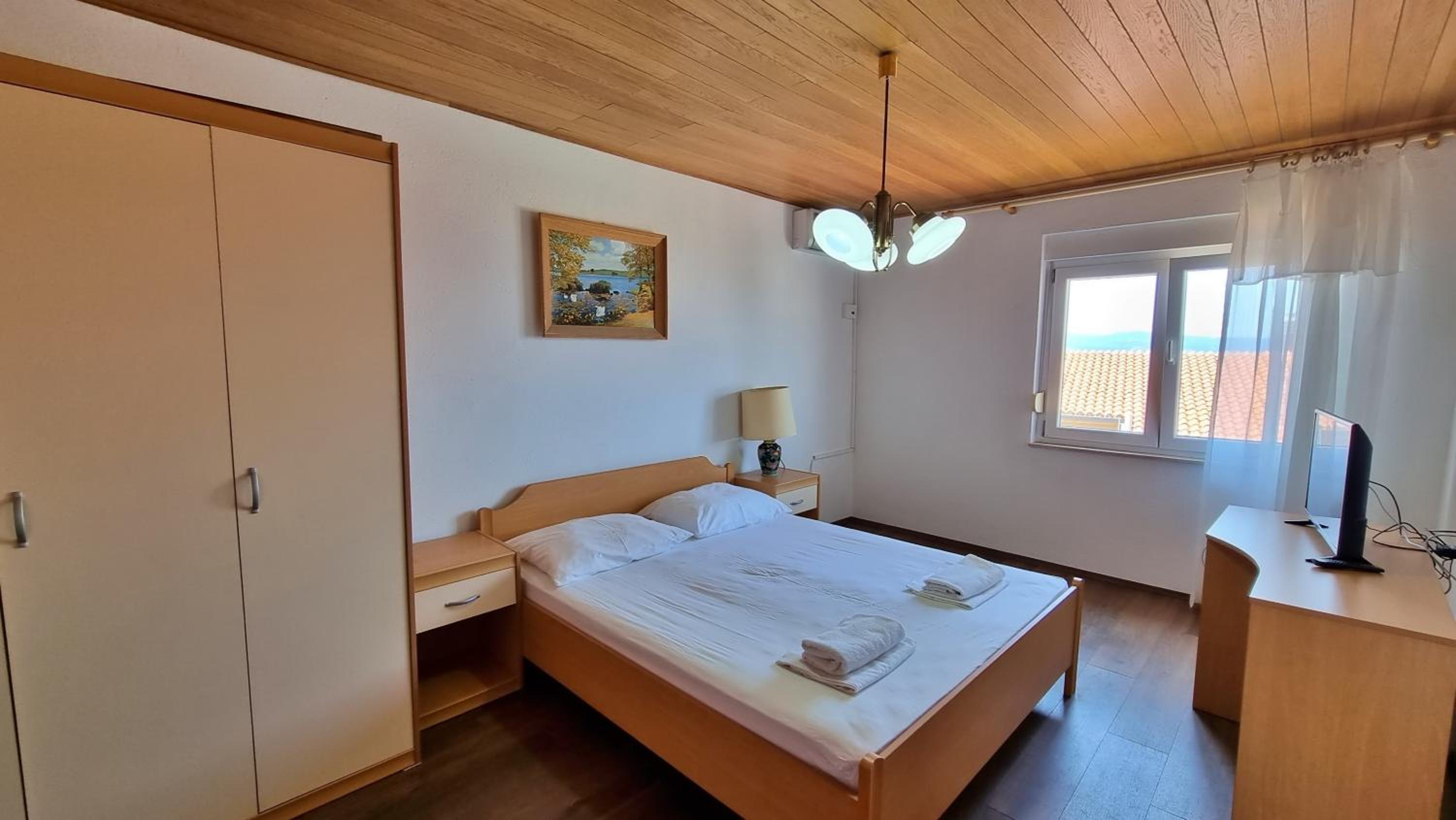 Apartments Iko Nemira