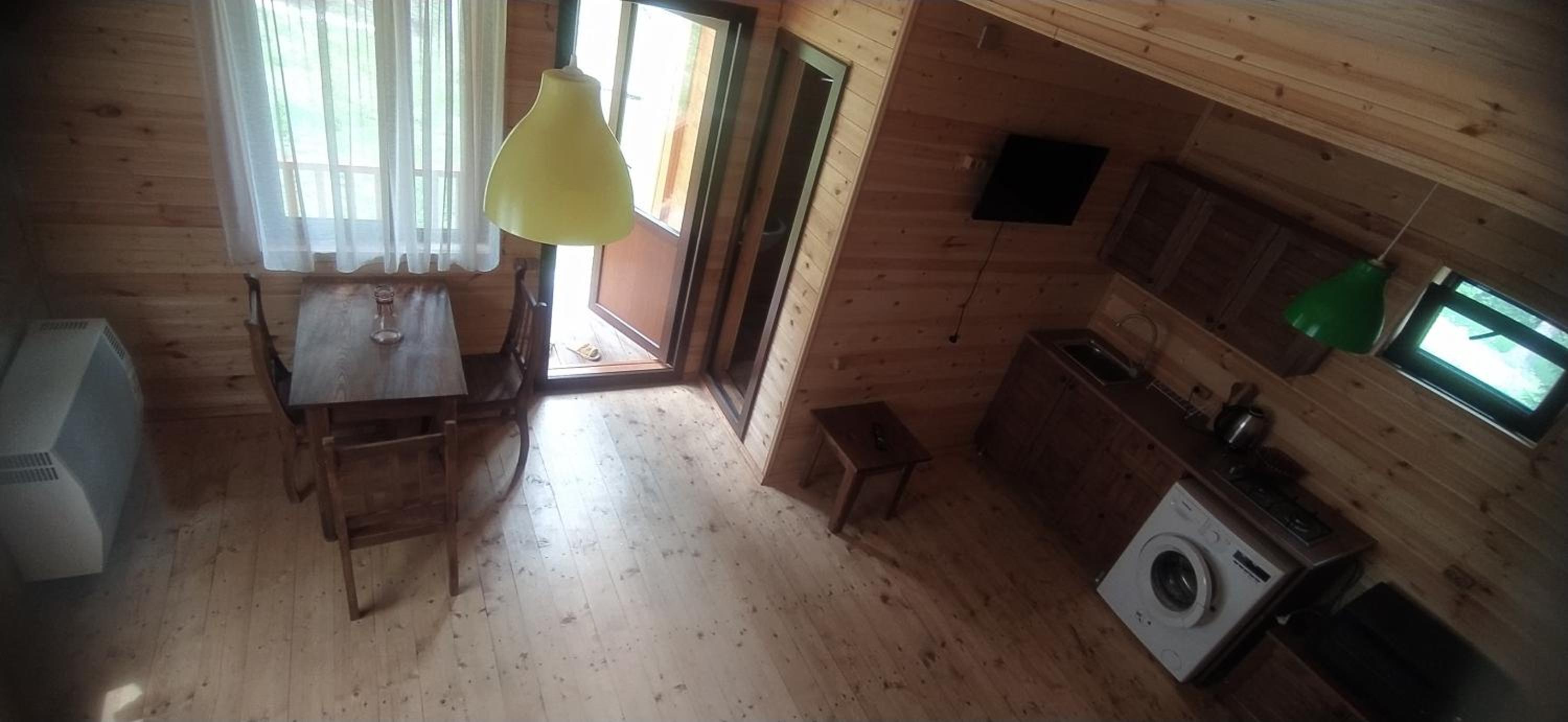 Photo 8