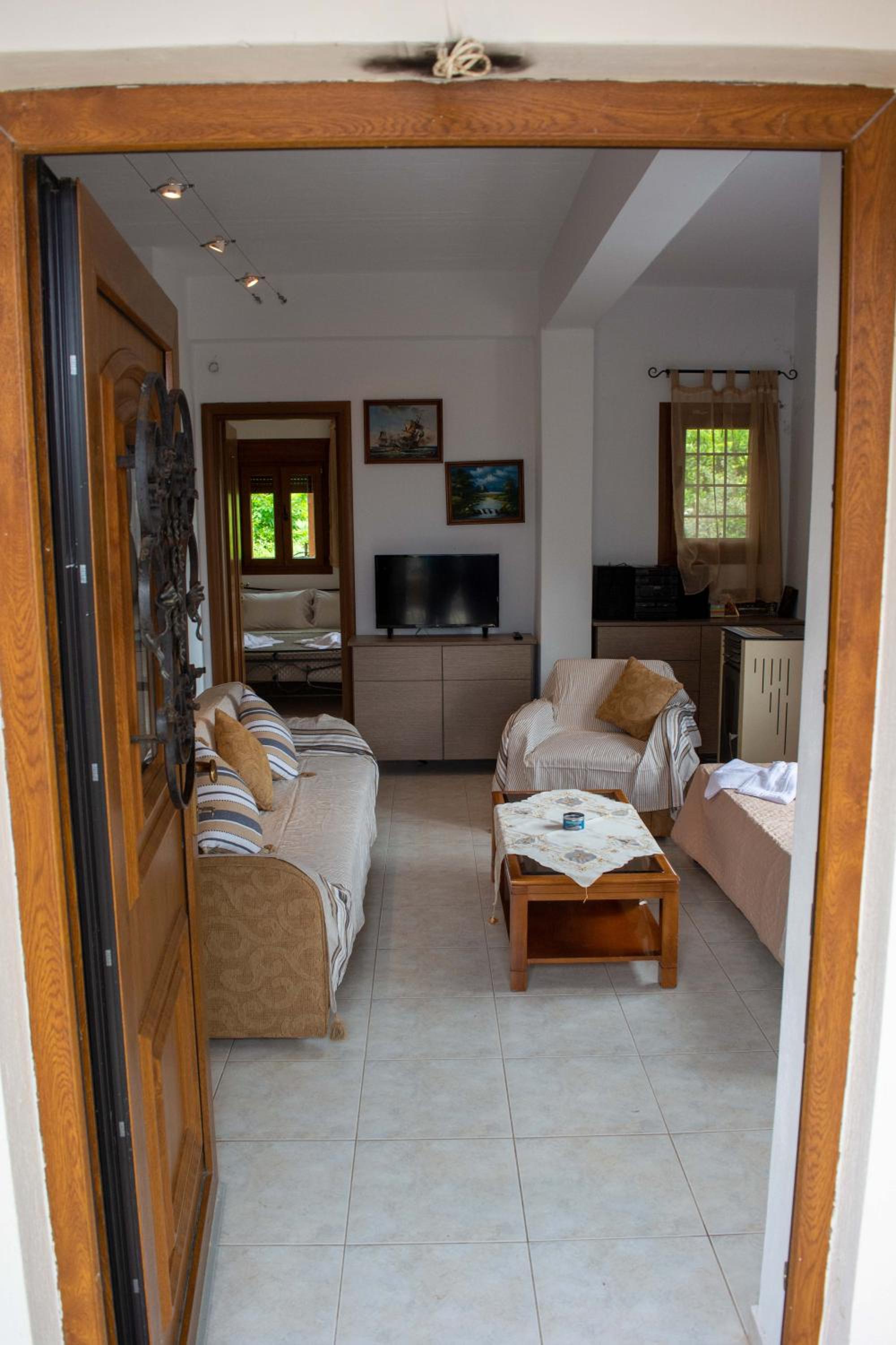 Efi's Guest House view 5