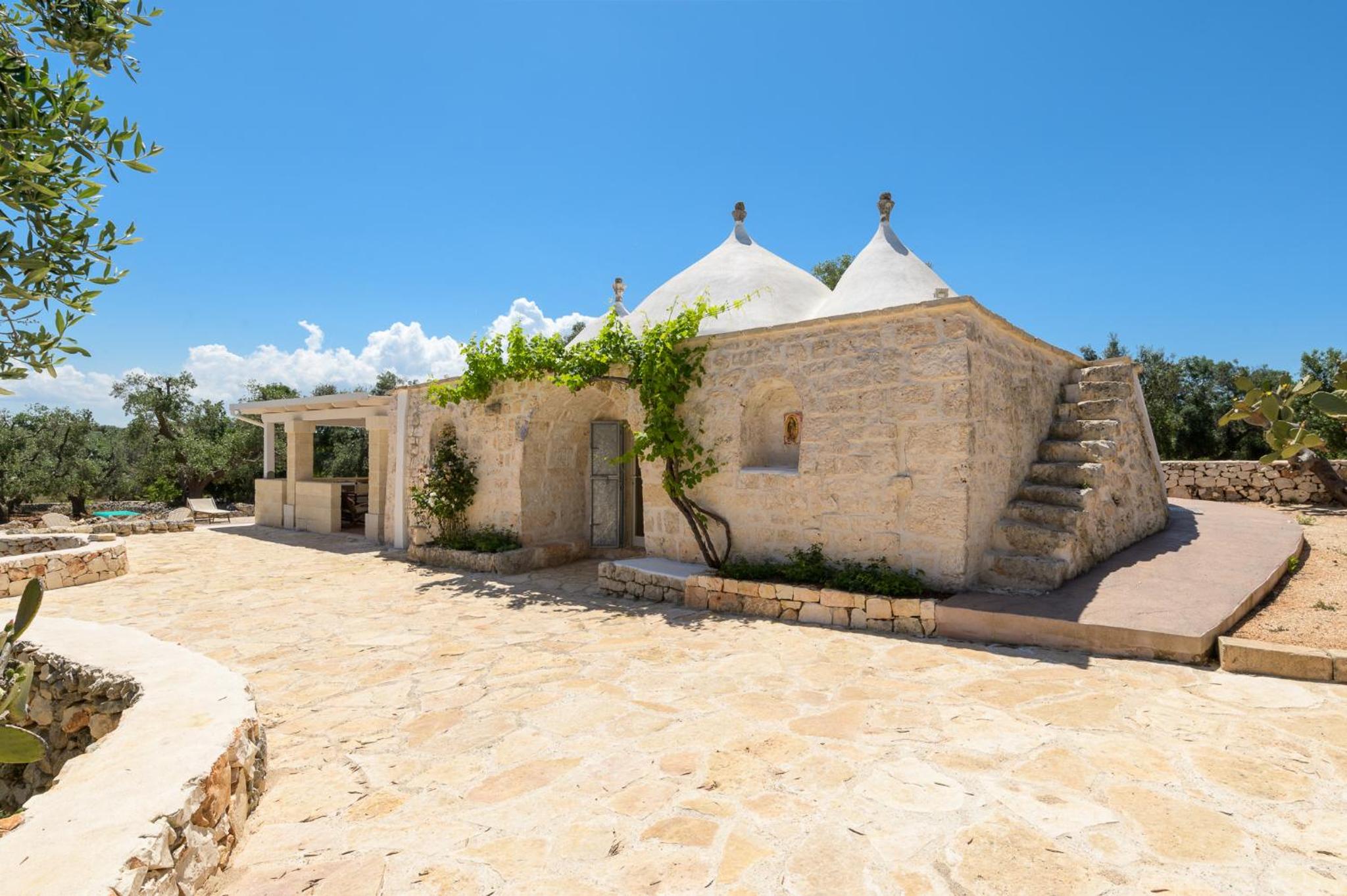 Trullo Cecapesce by Perle di Puglia