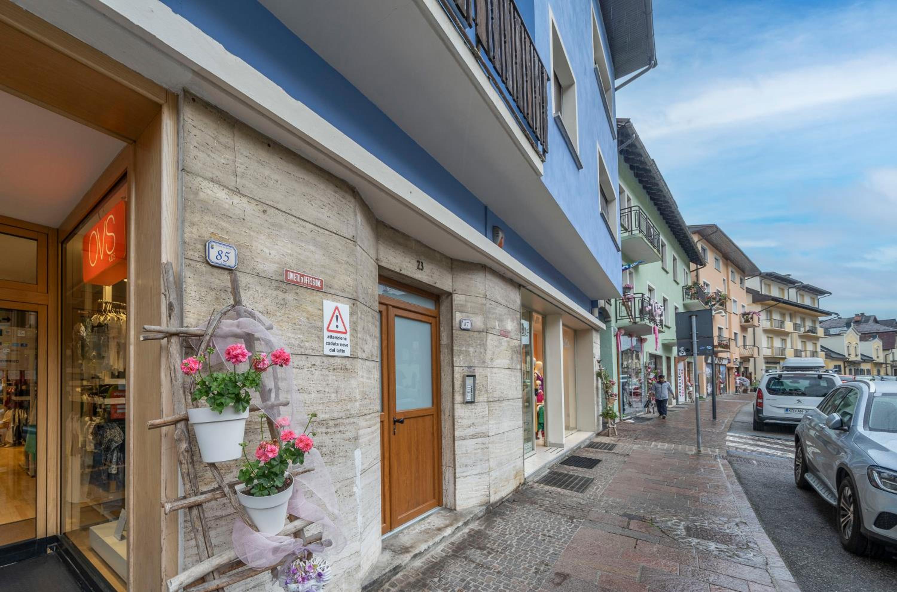 GuestHost - Penthouse Central apartments vista Monte Priesnig