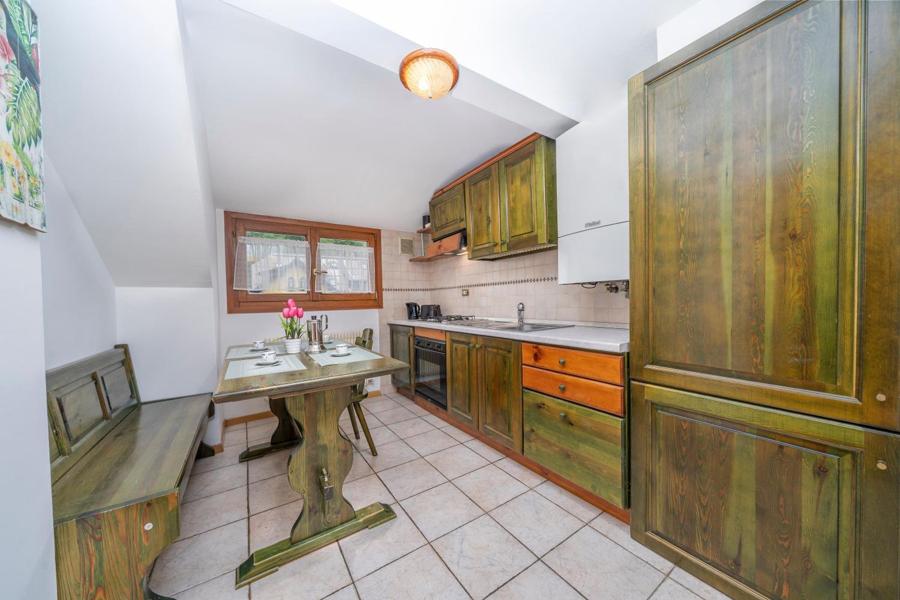 GuestHost - Penthouse Central apartments vista Monte Priesnig