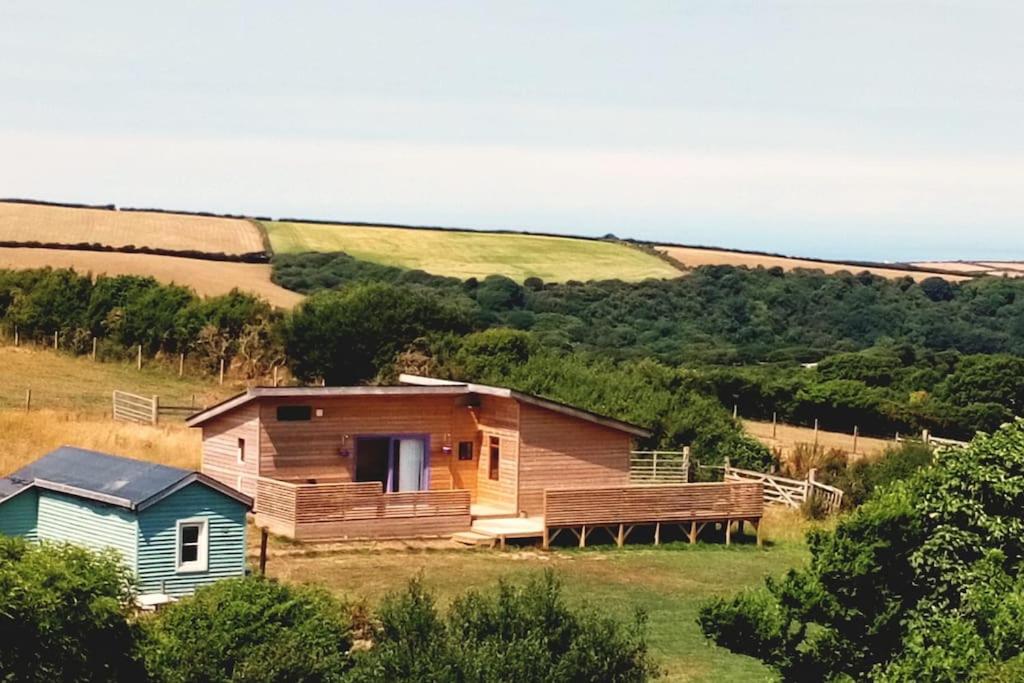 Tamarisk Cabin