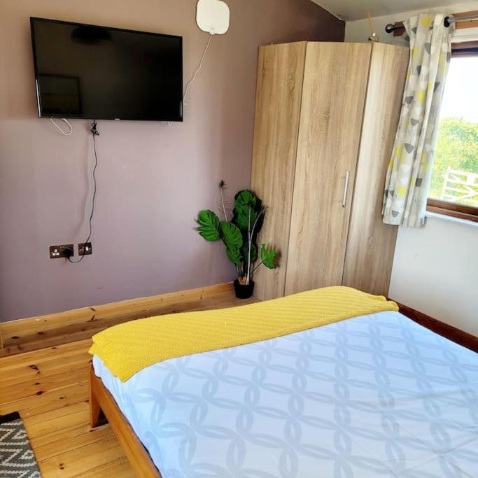 Tamarisk Cabin