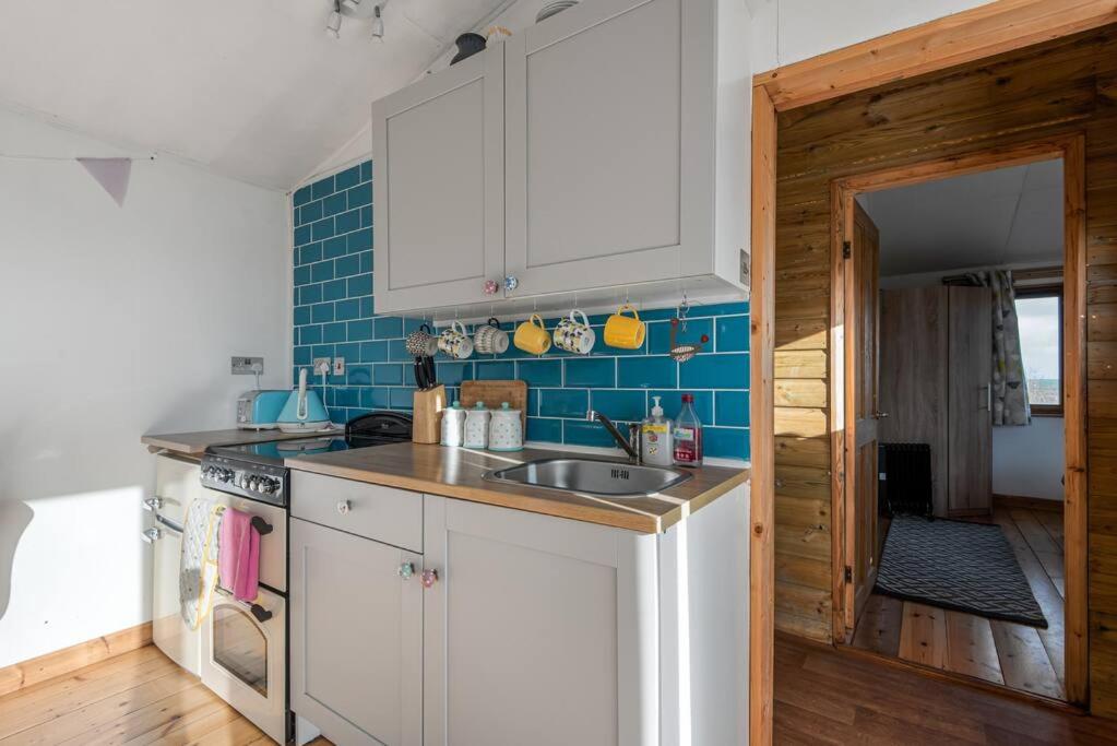 Tamarisk Cabin