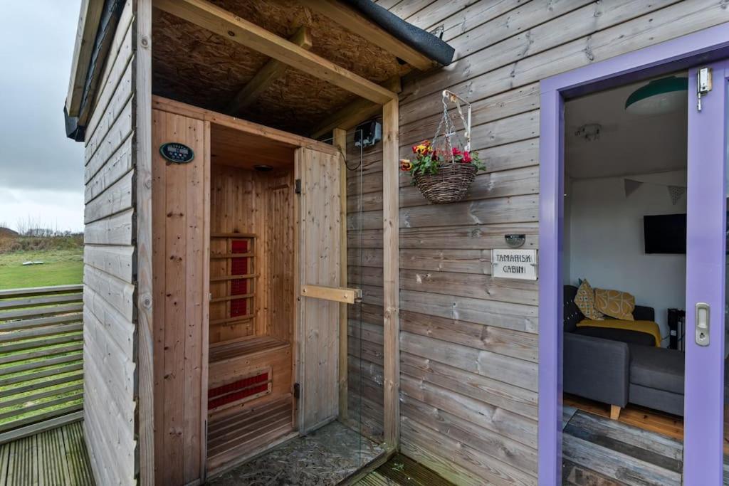 Tamarisk Cabin